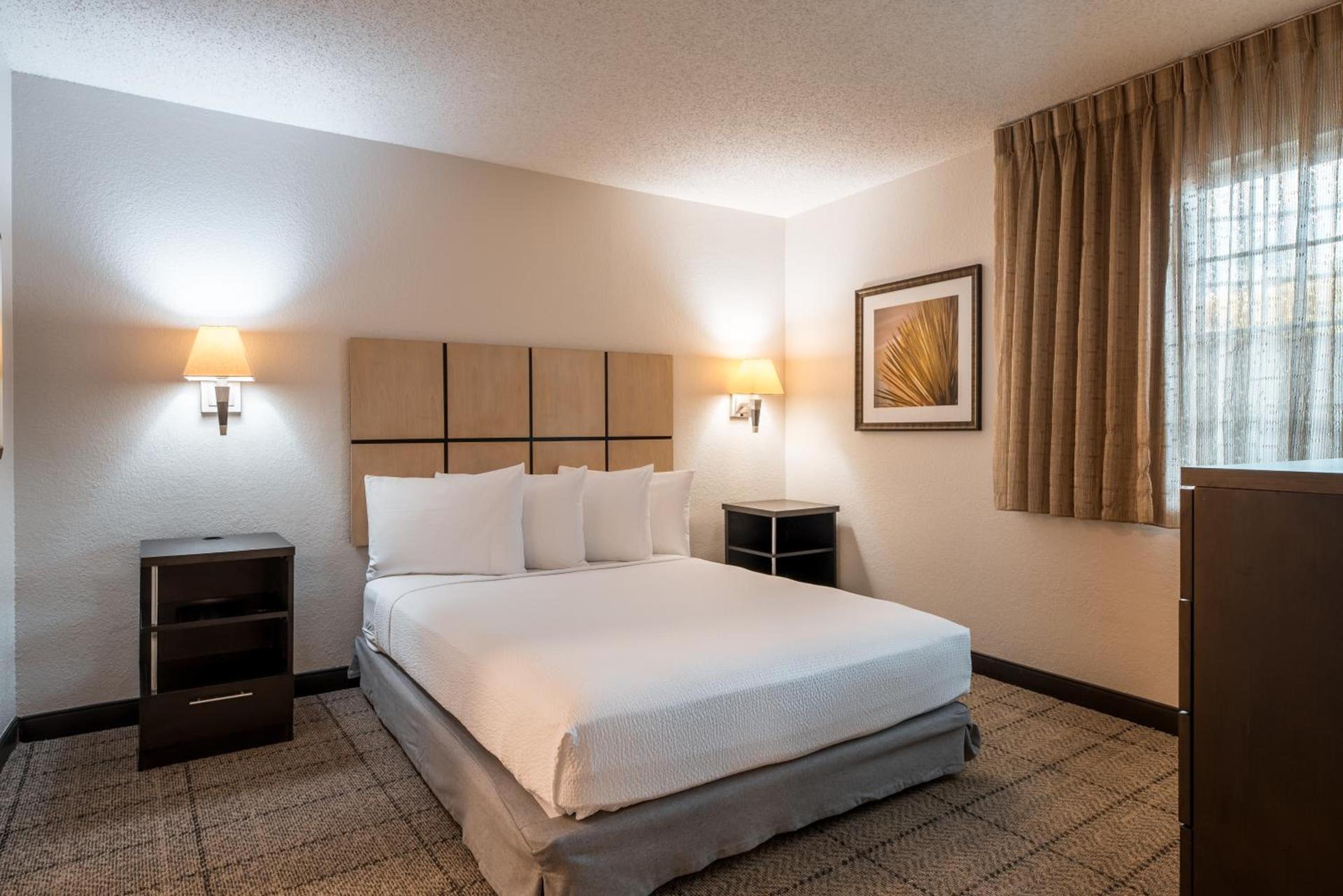Sonesta Simply Suites Dallas Richardson photo 12