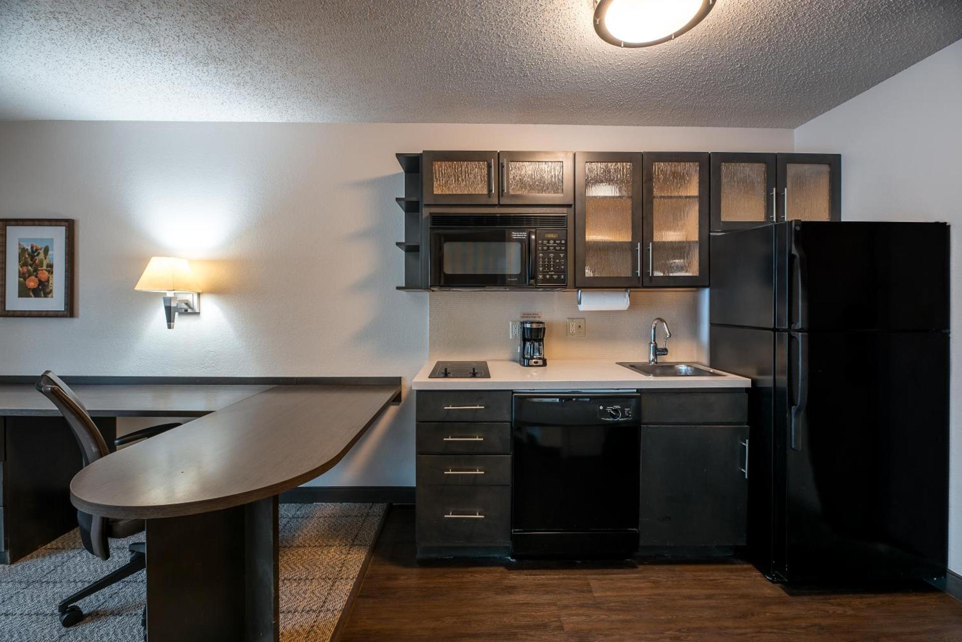 Sonesta Simply Suites Dallas Richardson photo 15