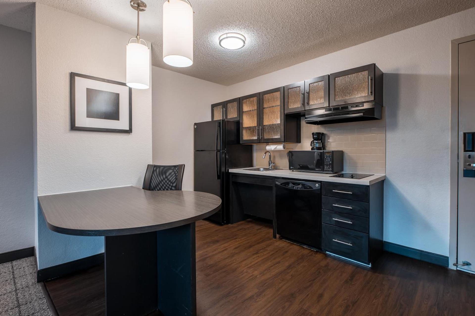 Sonesta Simply Suites Dallas Richardson photo 21