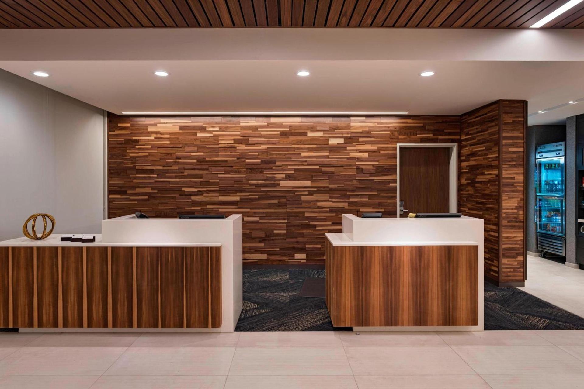 Courtyard by Marriott Houston Sugar Land/Lake Pointe photo 12