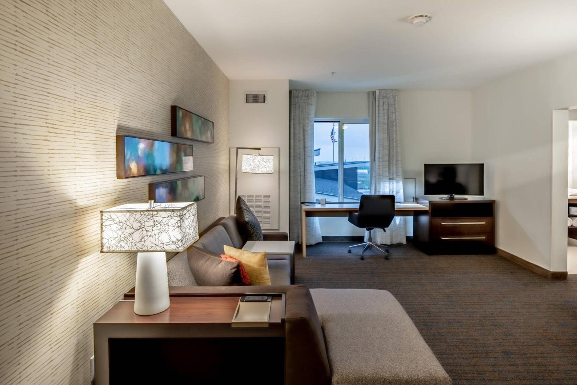 Residence Inn by Marriott Dallas at The Canyon photo 10