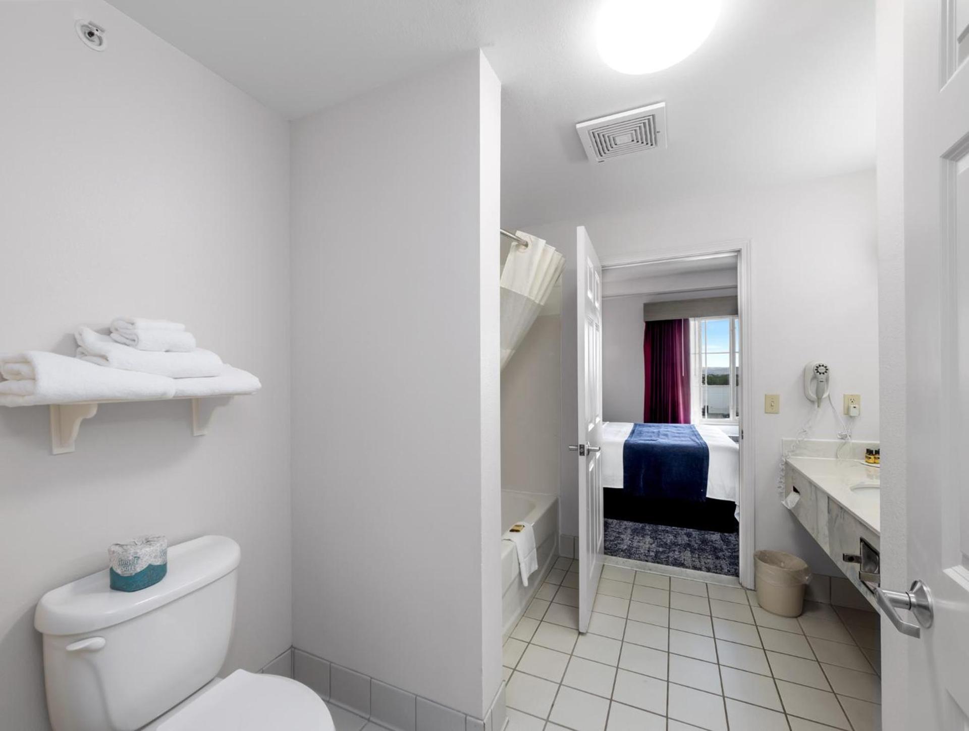 SureStay Plus Hotel by Best Western Billings photo 68