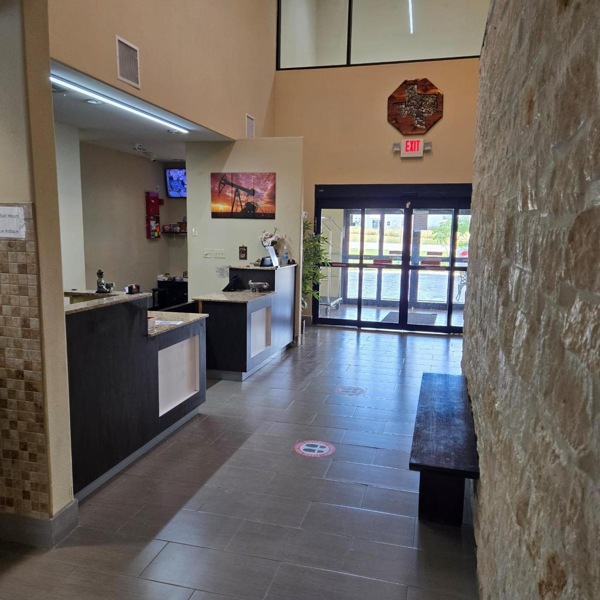 Karnes City Lodge photo 35