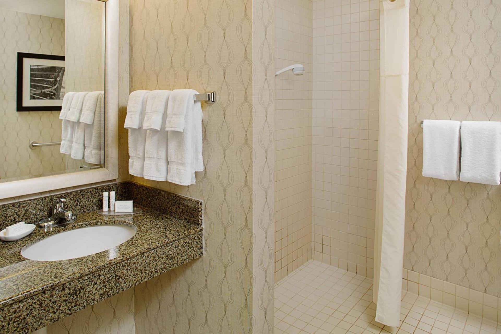 Residence Inn Worcester photo 8