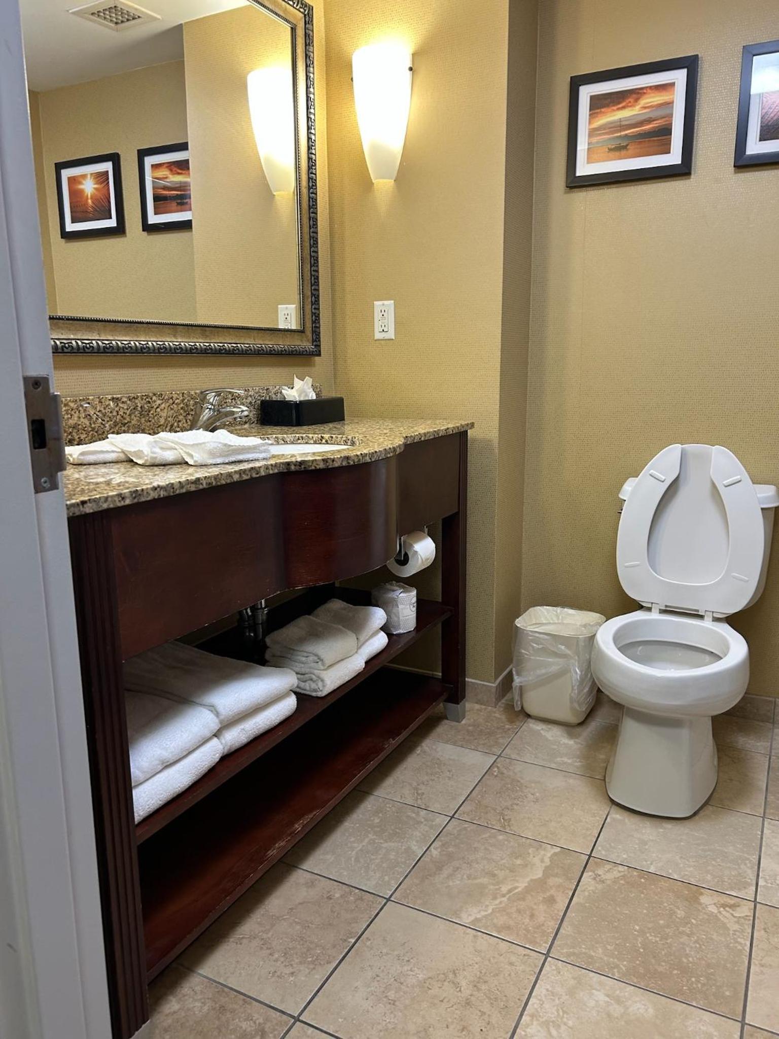 Comfort Suites Palm Bay - Melbourne photo 25