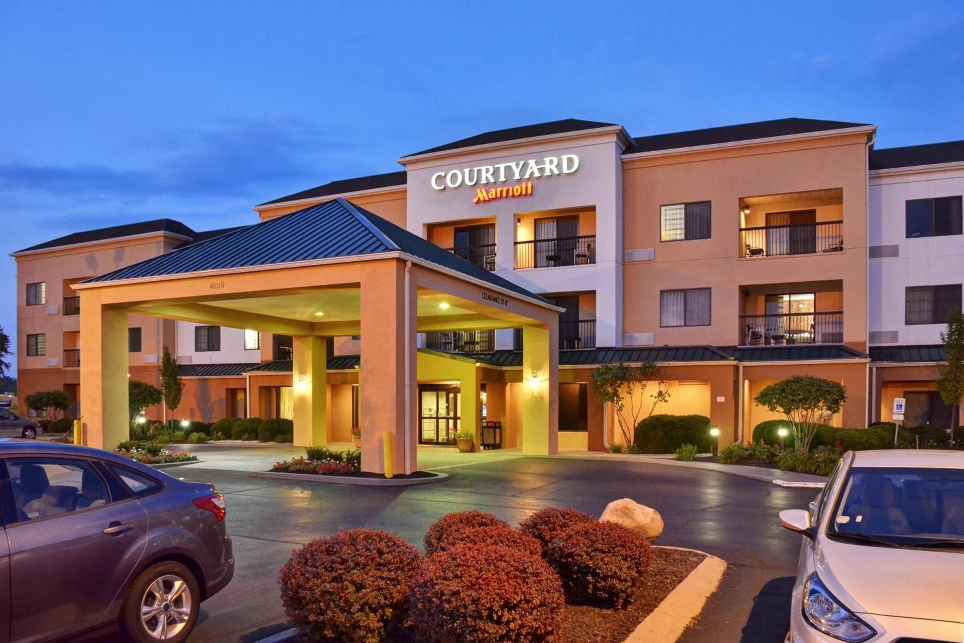 Courtyard by Marriott Indianapolis South photo 2
