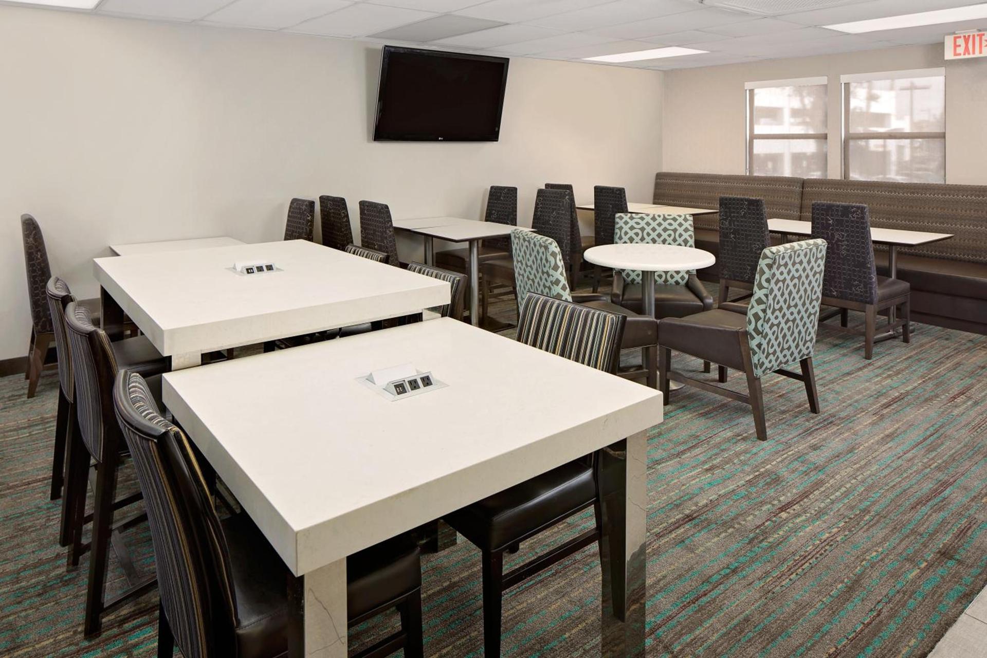 Residence Inn by Marriott Ontario Airport photo 25