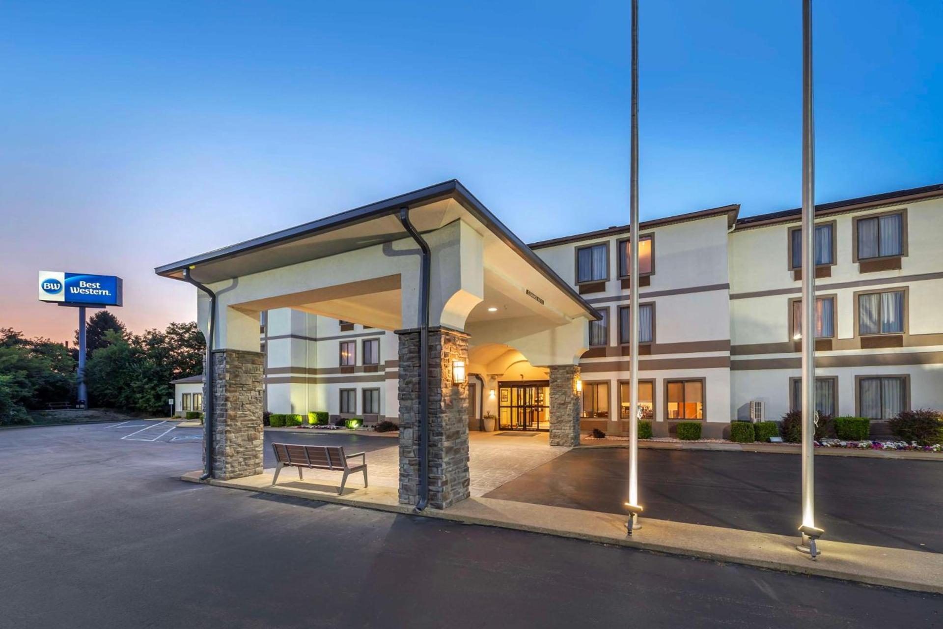 Best Western St. Clairsville Inn & Suites — hotel in Saint Clairsville