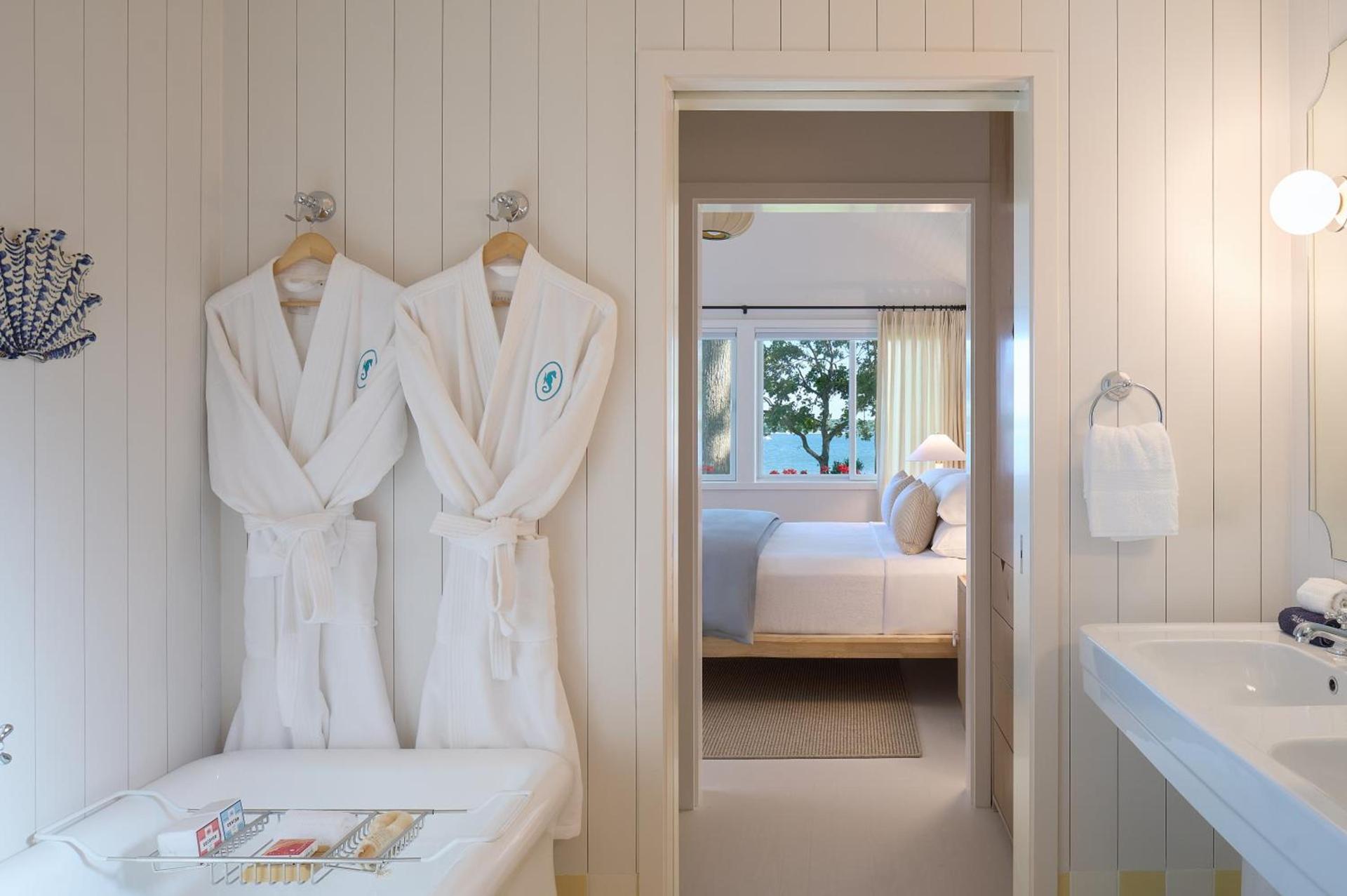 Silver Sands Motel & Beach Bungalows photo 7