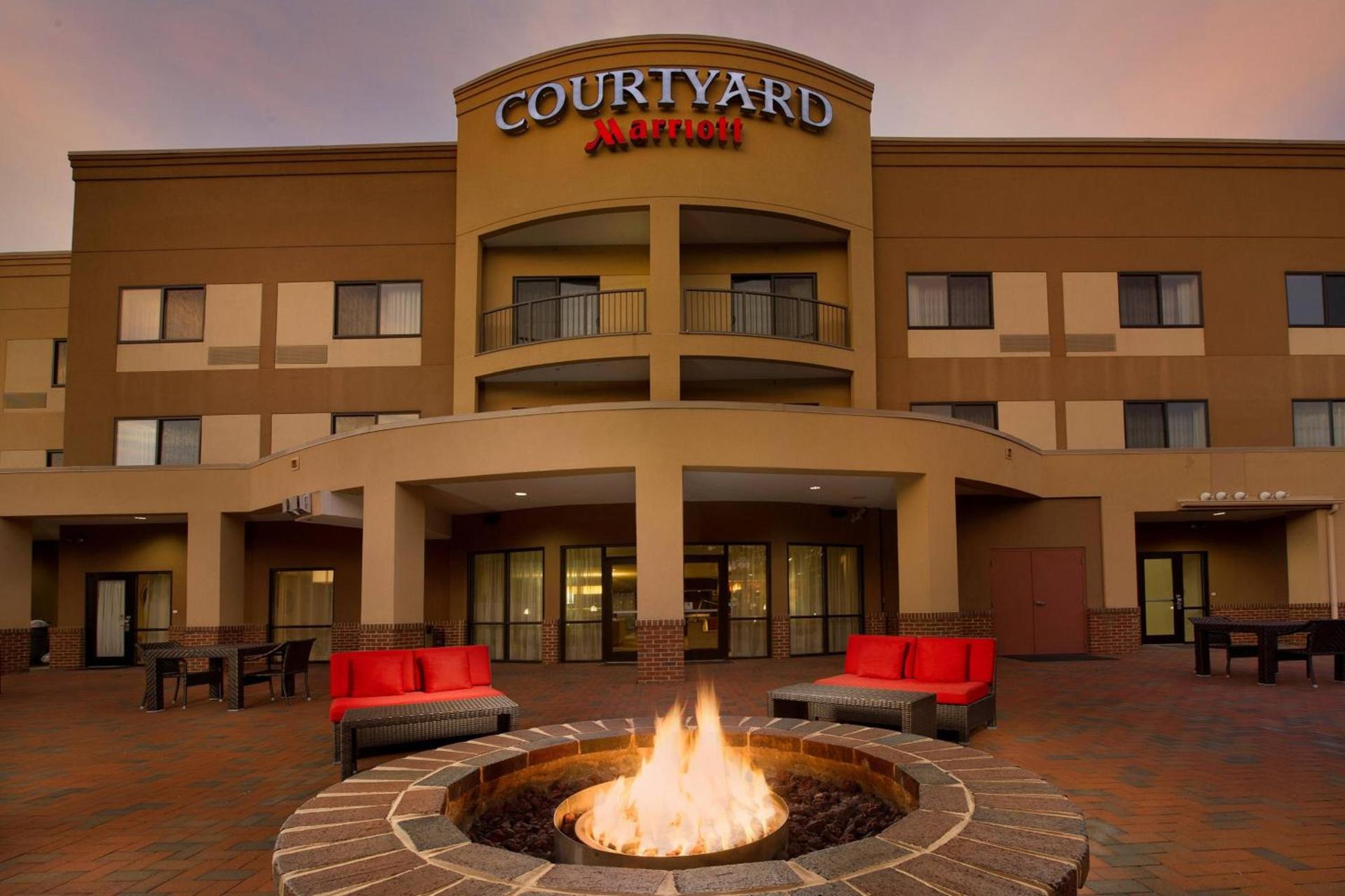 Courtyard by Marriott Waldorf photo 3