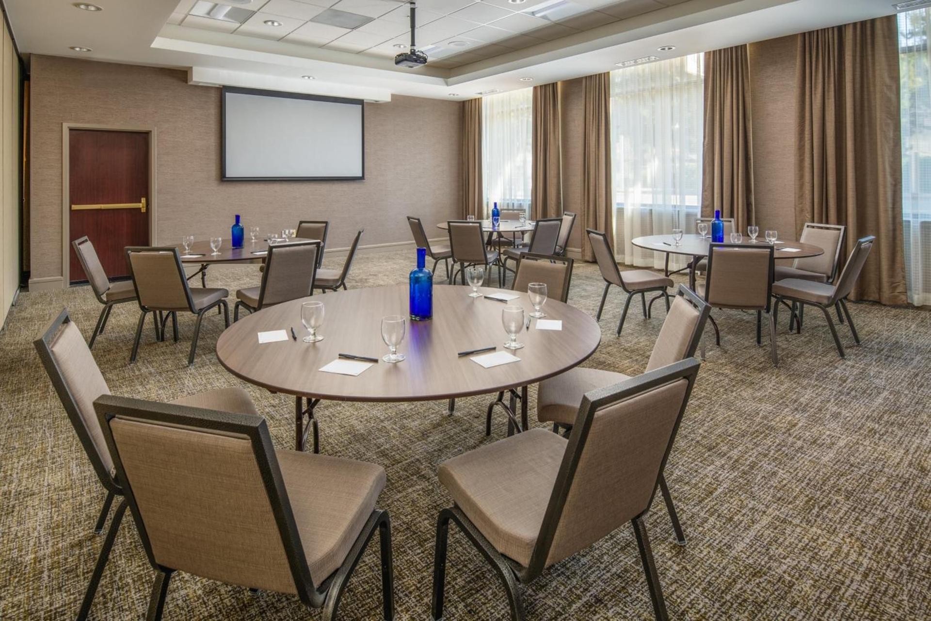 SpringHill Suites Seattle Downtown, South Lake Union photo 37