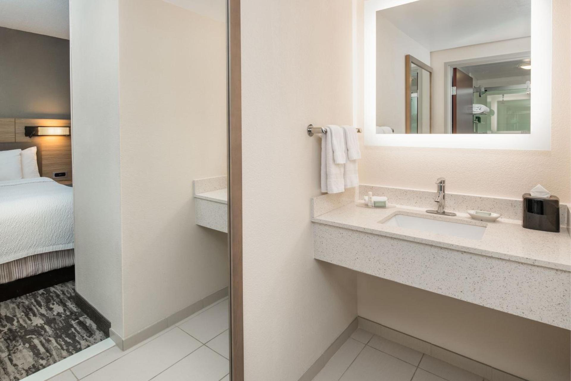 SpringHill Suites Seattle Downtown, South Lake Union photo 13