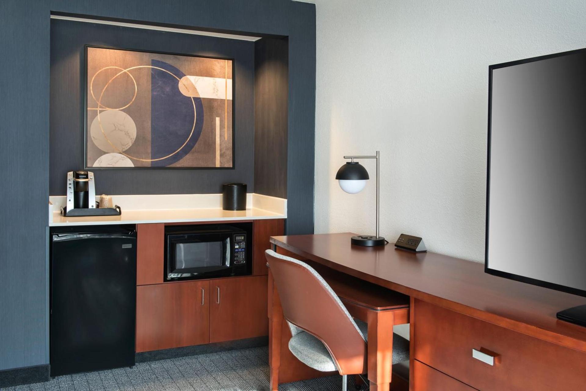 Courtyard by Marriott Silver Spring North/White Oak photo 18
