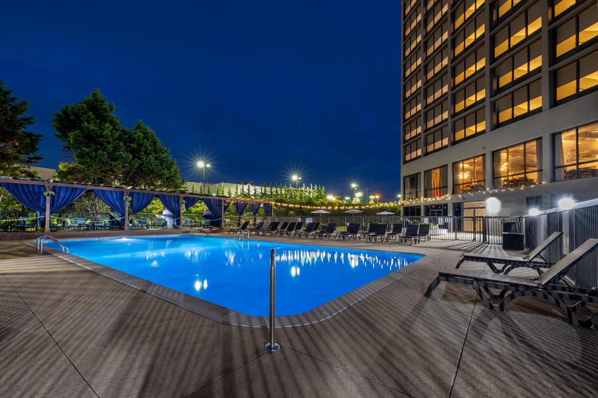 Delta Hotels by Marriott Nashville Airport photo 2