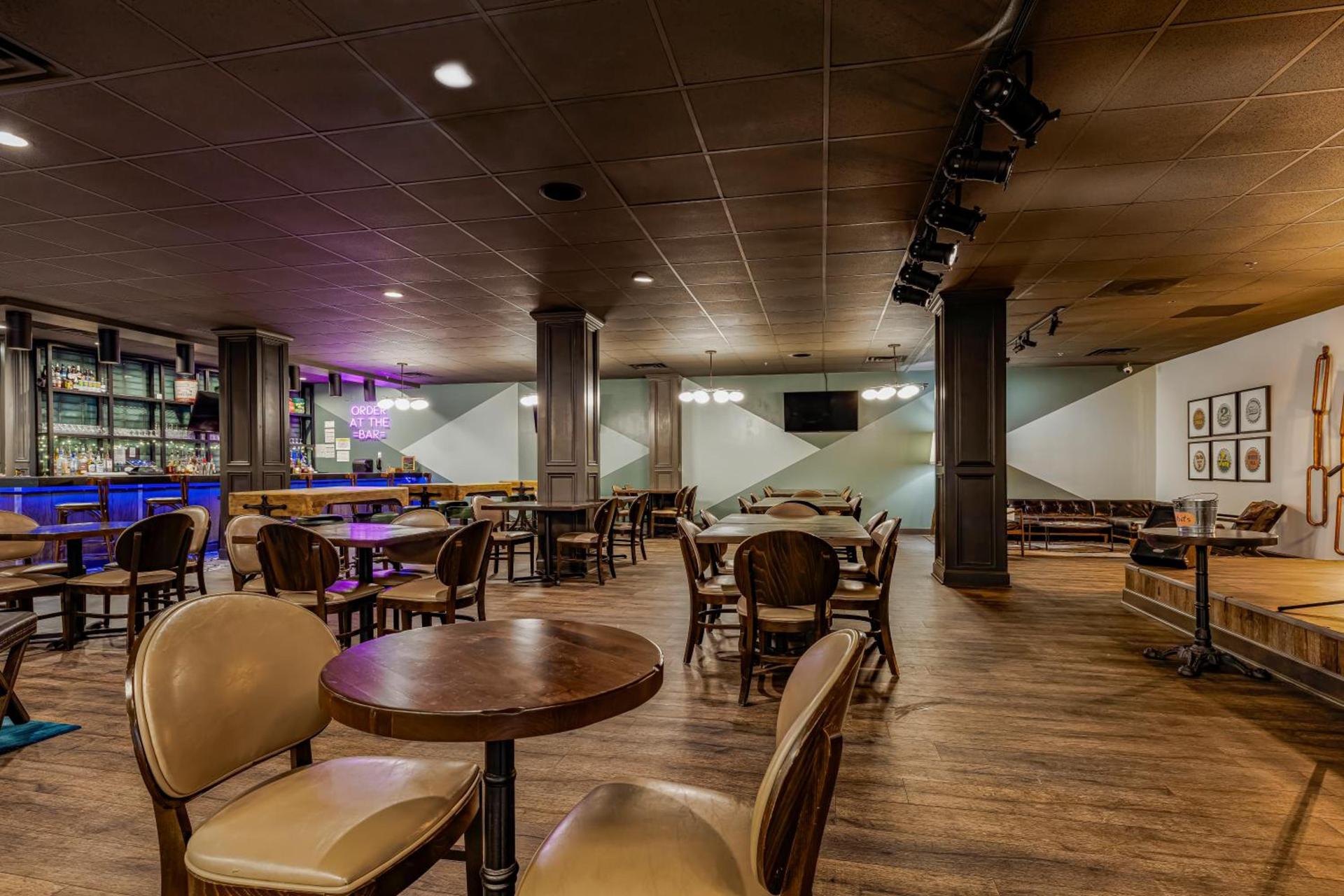 Delta Hotels by Marriott Nashville Airport photo 7