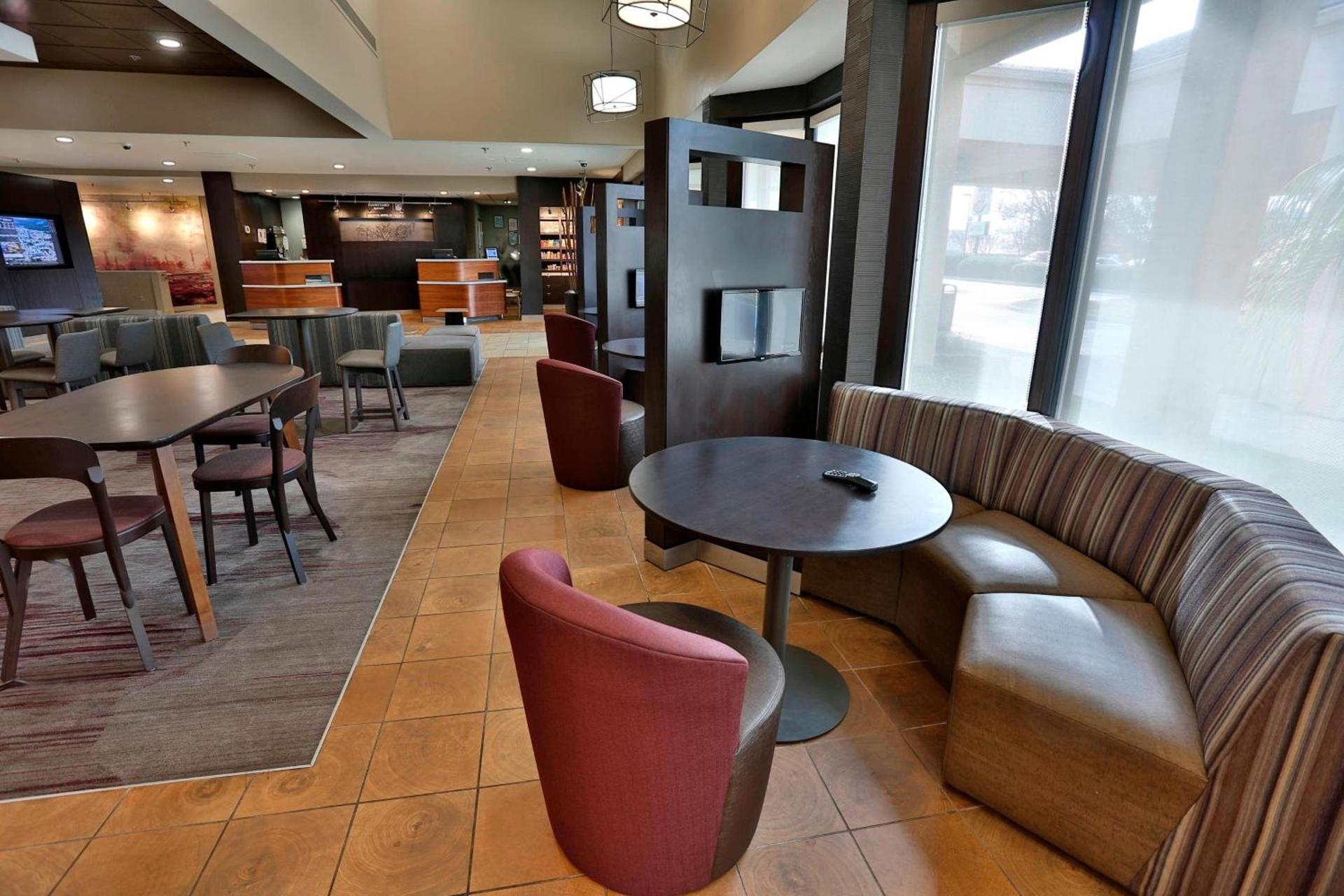 Hotel Preston by IHG photo 18