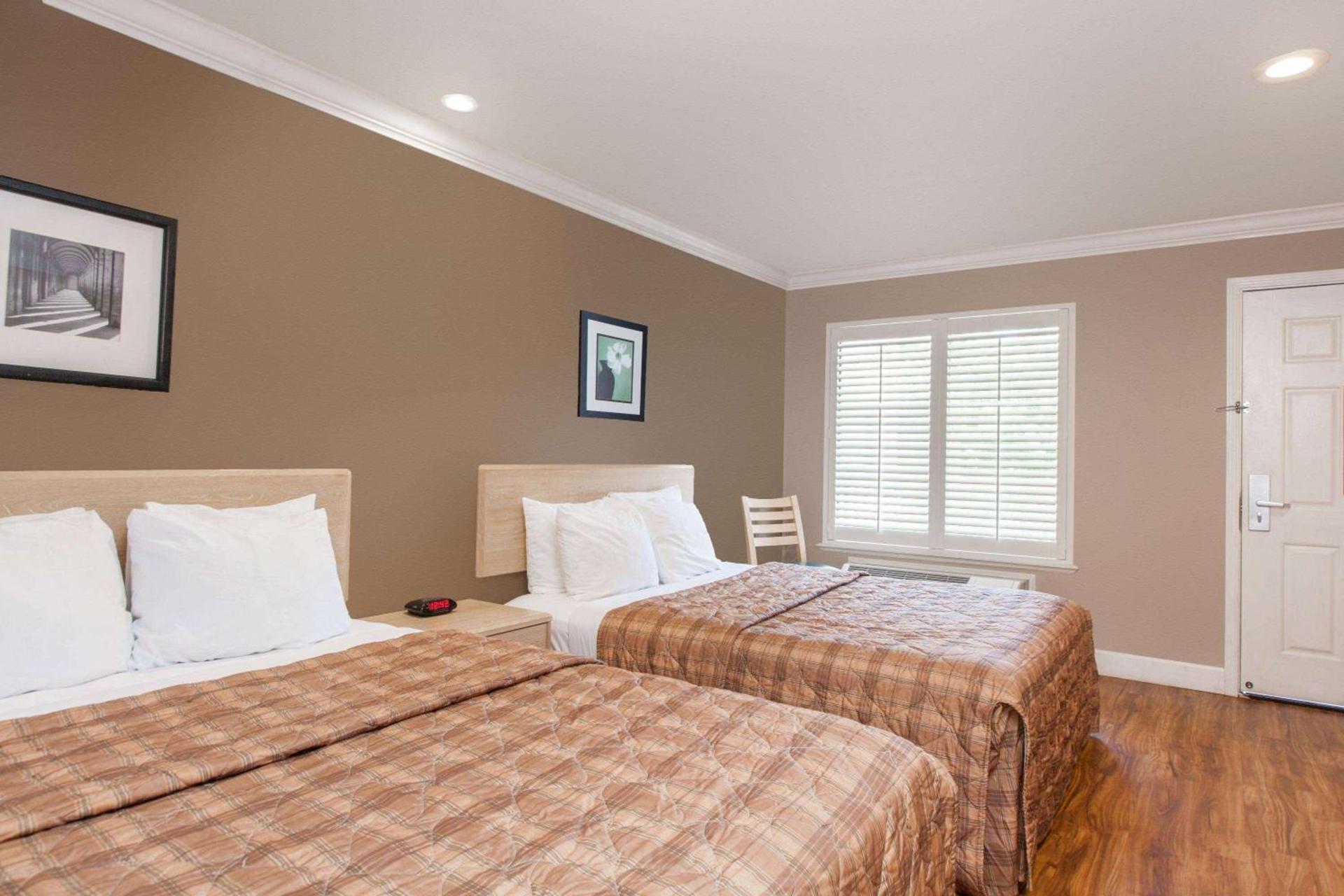 Days Inn by Wyndham San Francisco S/Oyster Point Airport photo 6