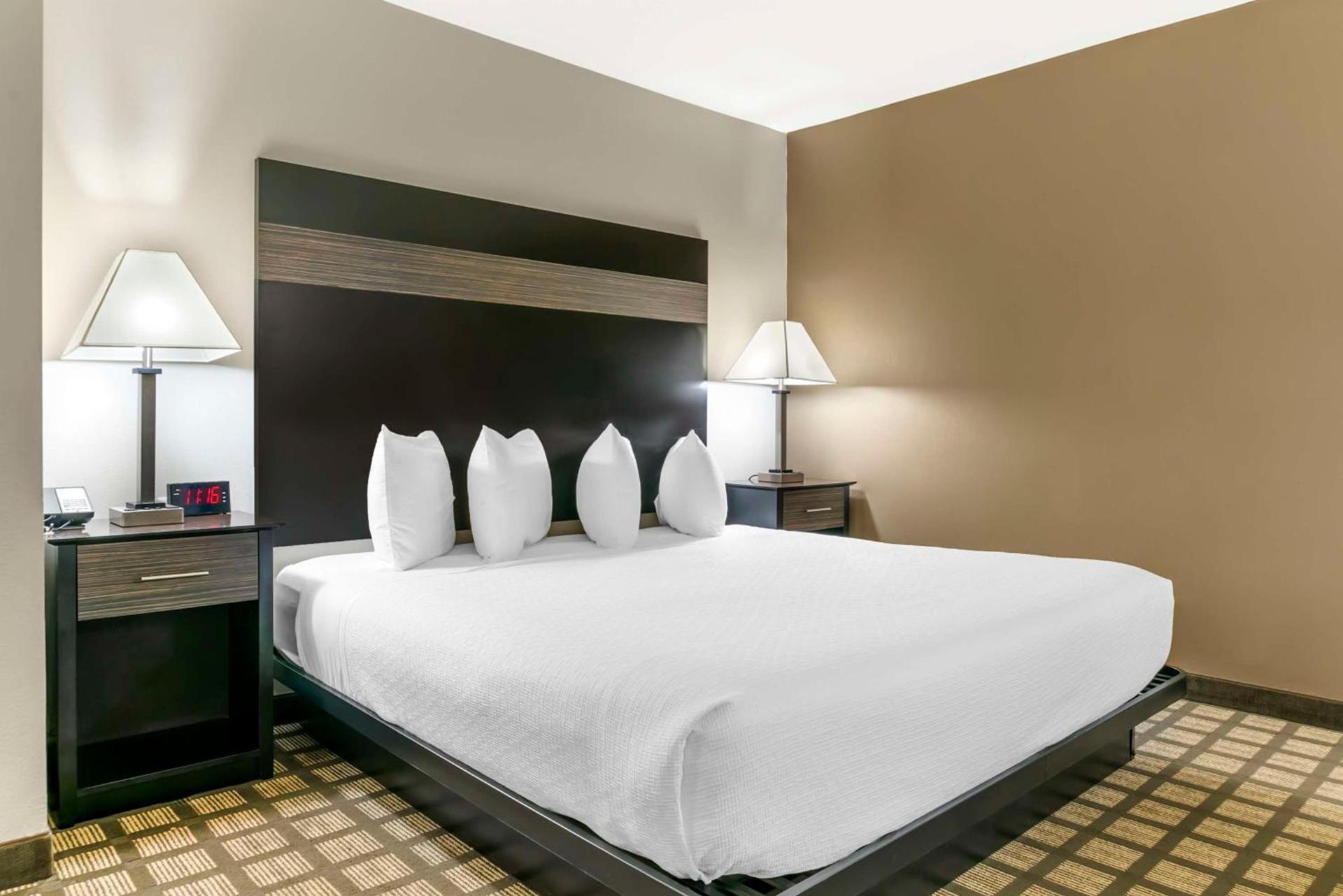 Best Western Beacon Inn photo 20