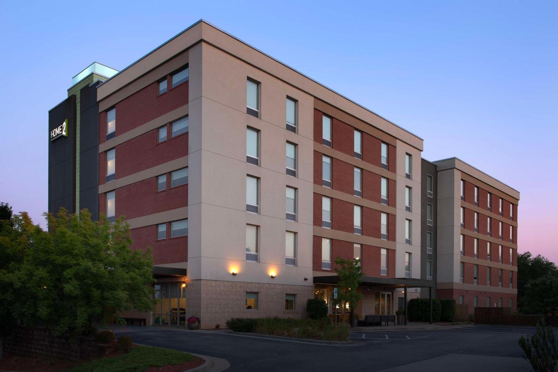 Home2 Suites by Hilton Greensboro Airport, NC photo 1