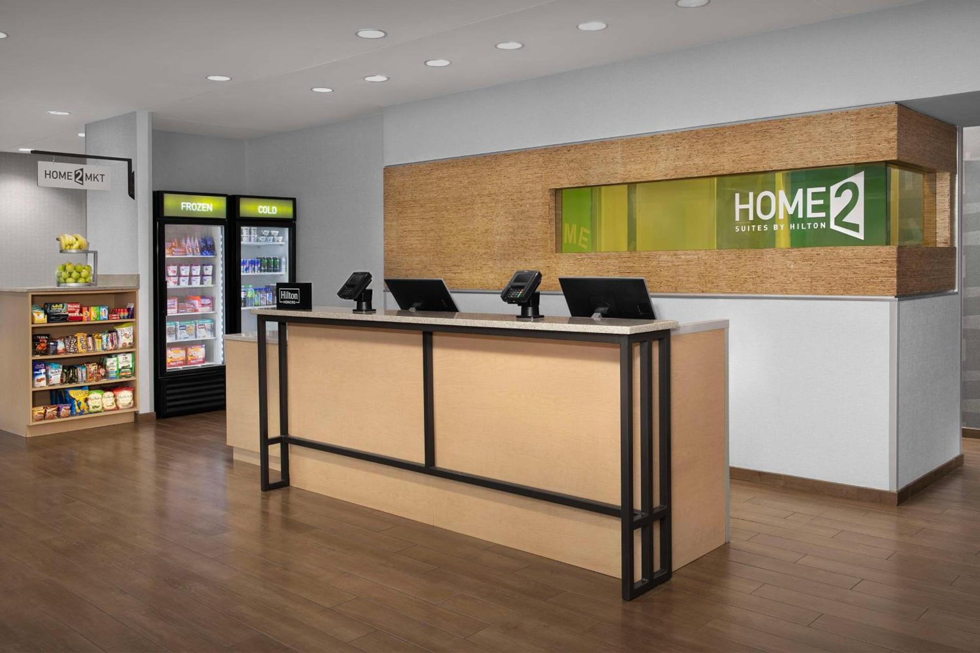 Home2 Suites by Hilton Greensboro Airport, NC photo 4