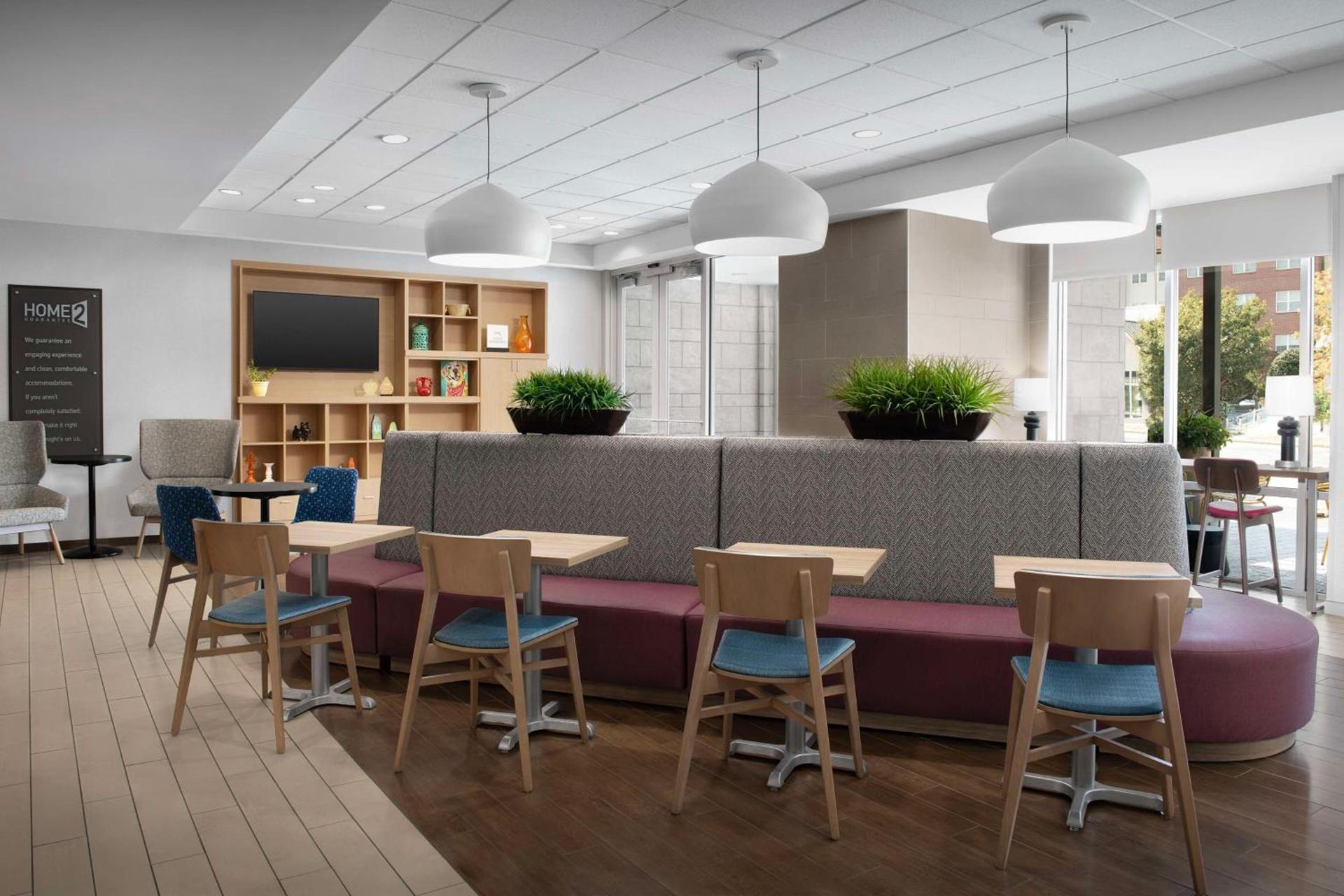 Home2 Suites by Hilton Greensboro Airport, NC photo 5
