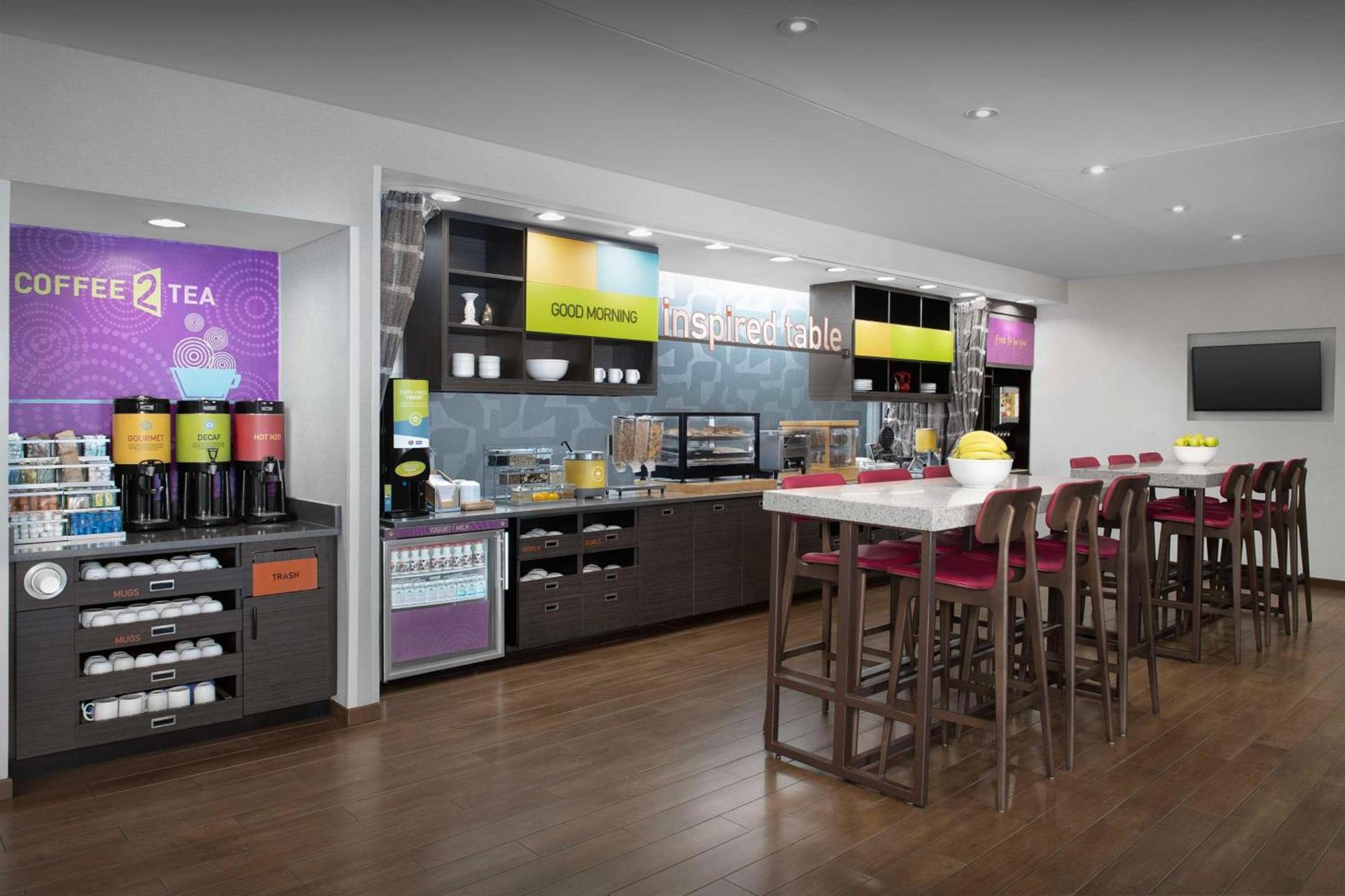 Home2 Suites by Hilton Greensboro Airport, NC photo 8
