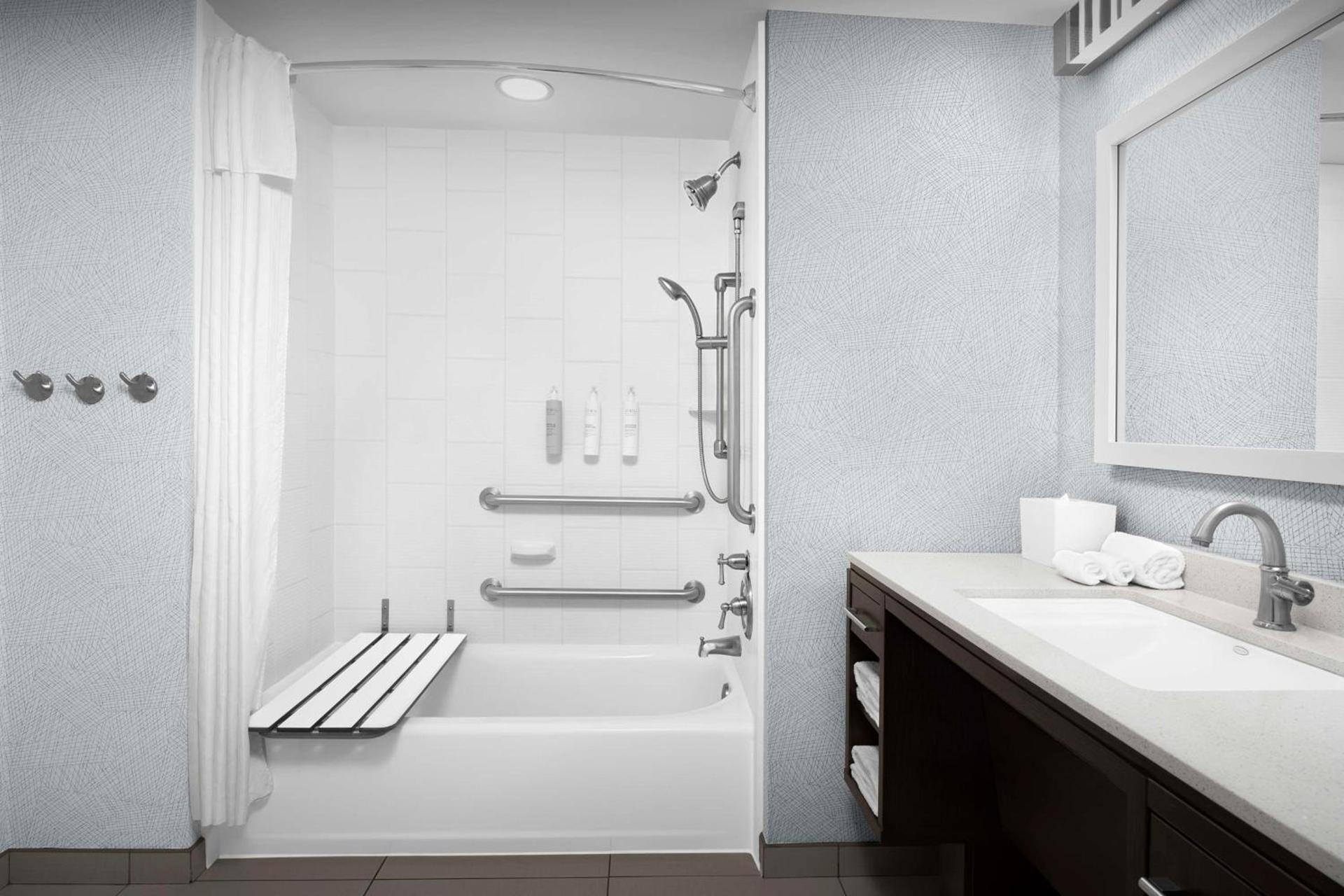 Home2 Suites by Hilton Greensboro Airport, NC photo 21