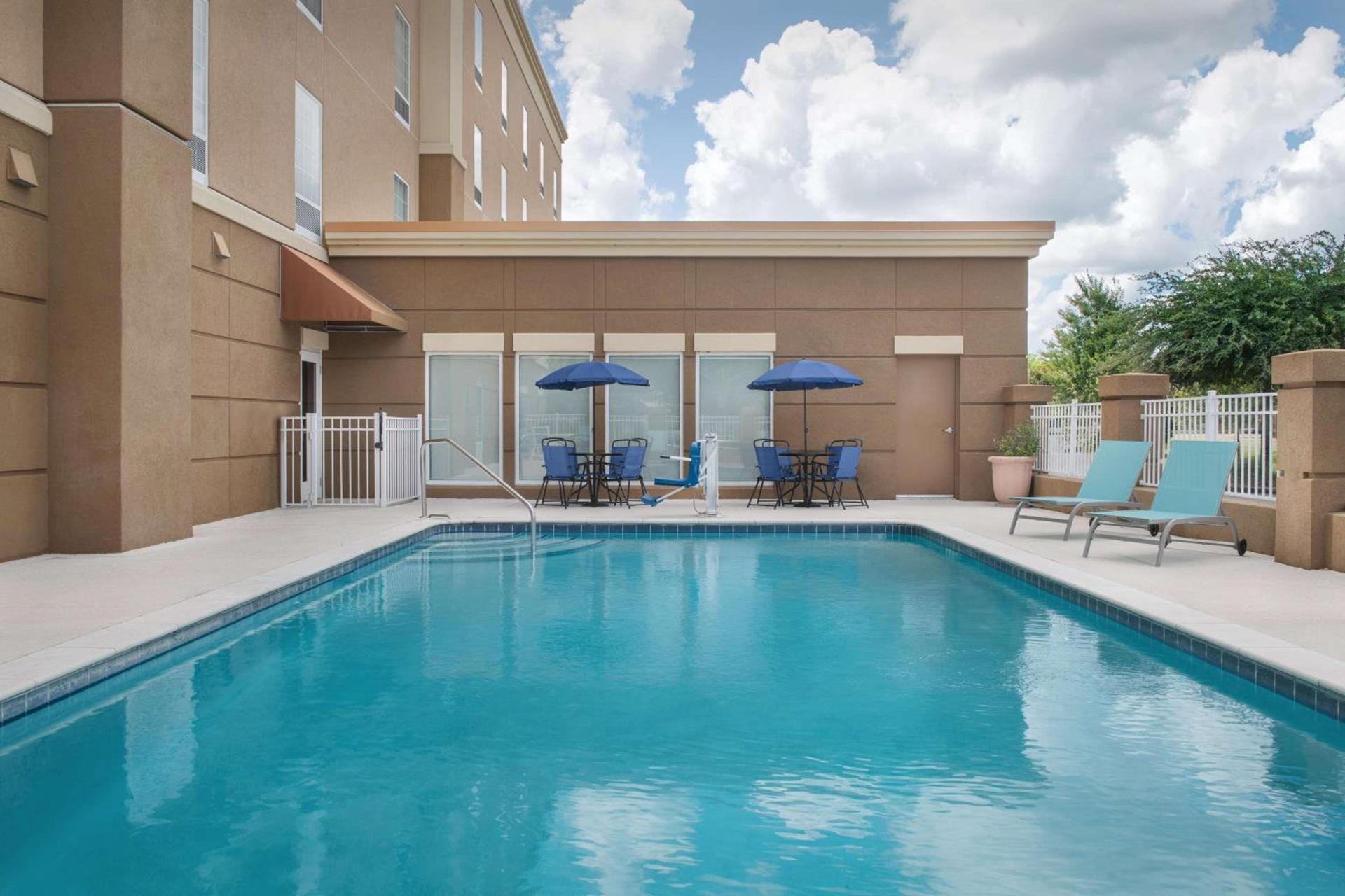 Hampton Inn Statesboro photo 6