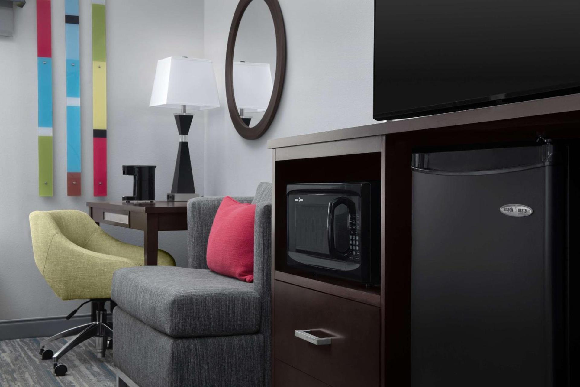 Hampton Inn Statesboro photo 17