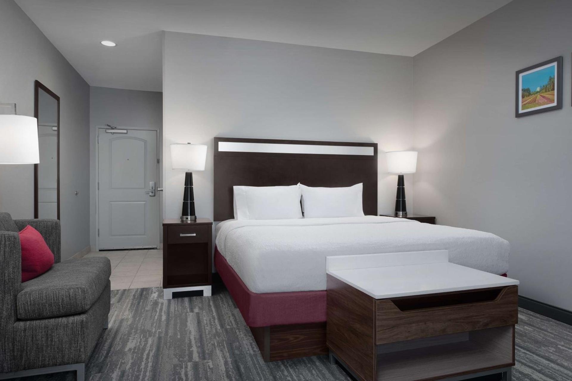 Hampton Inn Statesboro photo 20