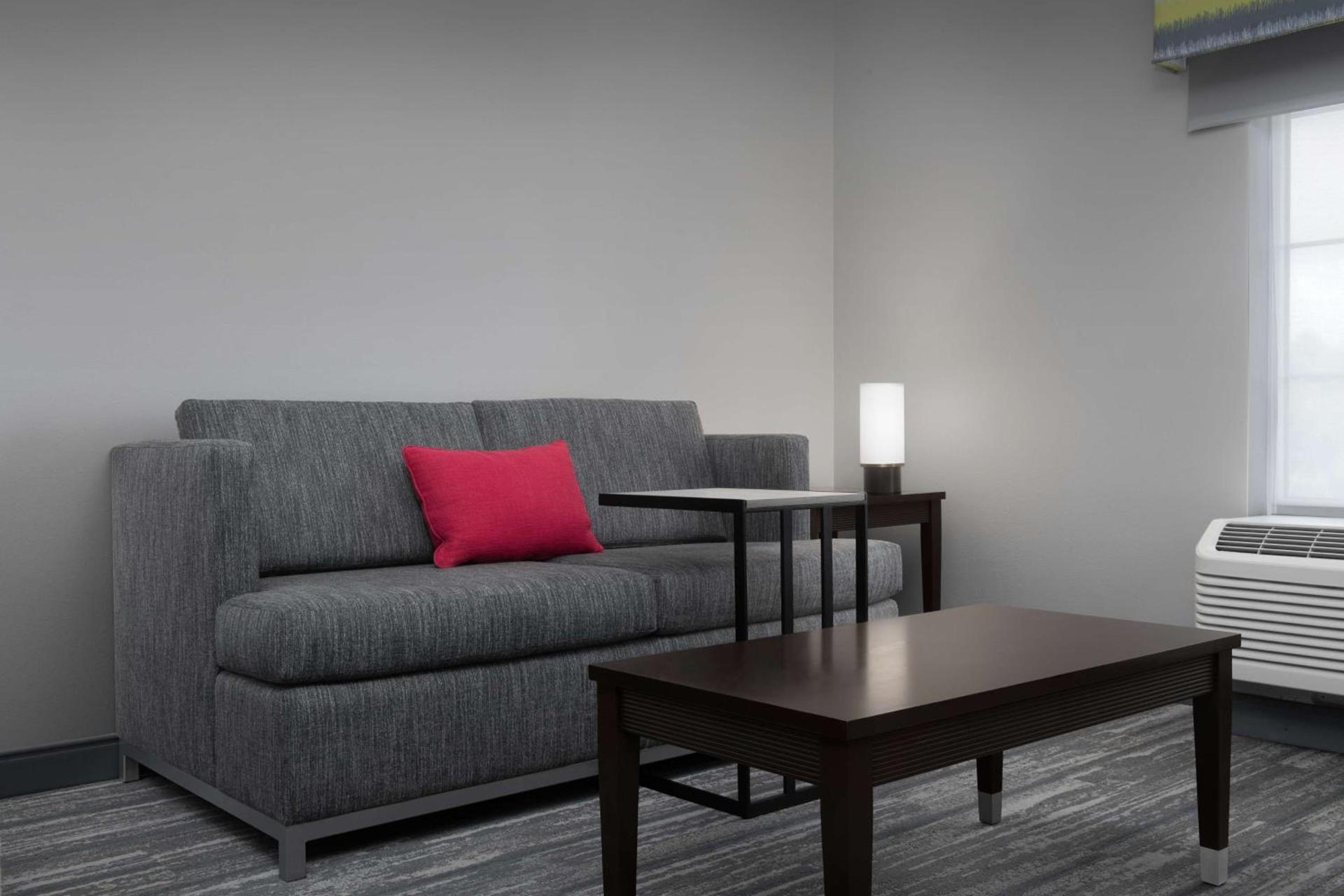 Hampton Inn Statesboro photo 21
