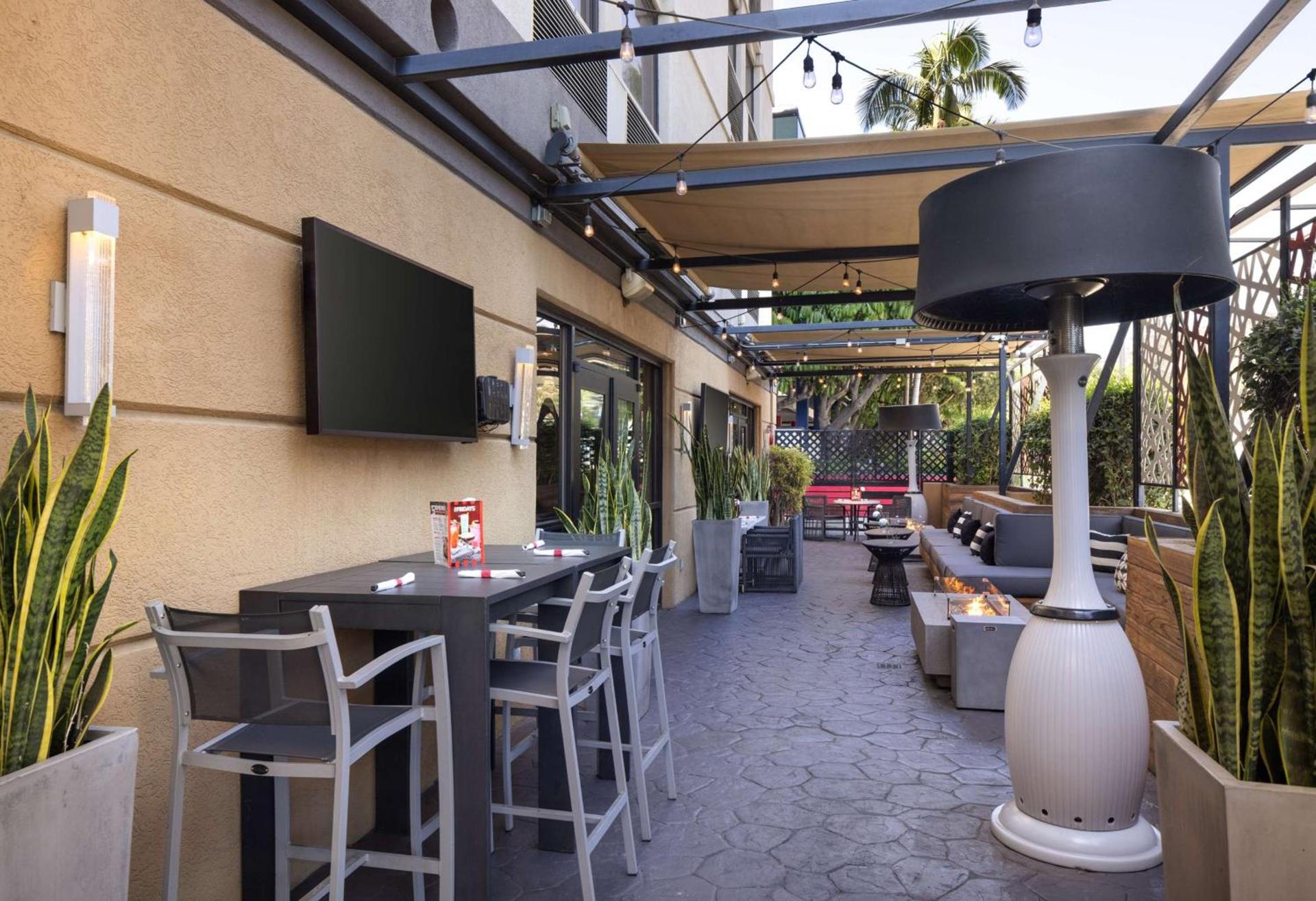 Hilton Garden Inn Los Angeles / Hollywood photo 15