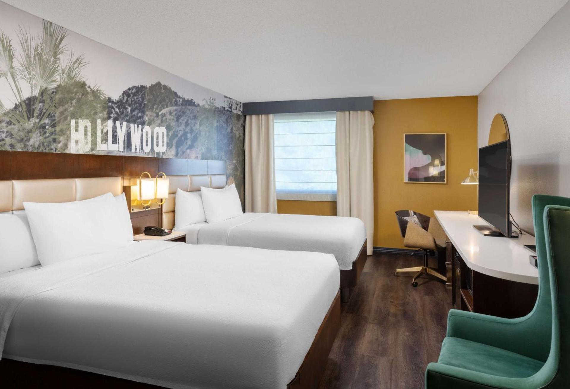 Hilton Garden Inn Los Angeles / Hollywood photo 24