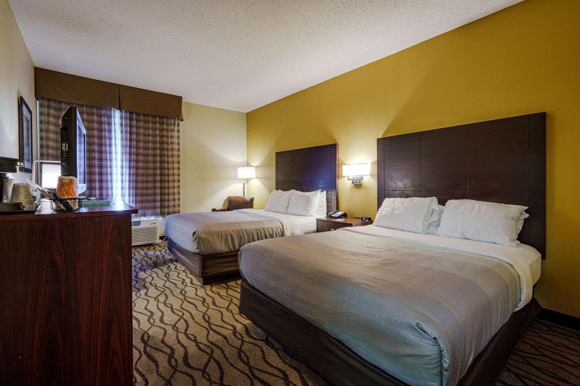 Quality Inn I-75 West Chester-North Cincinnati photo 23