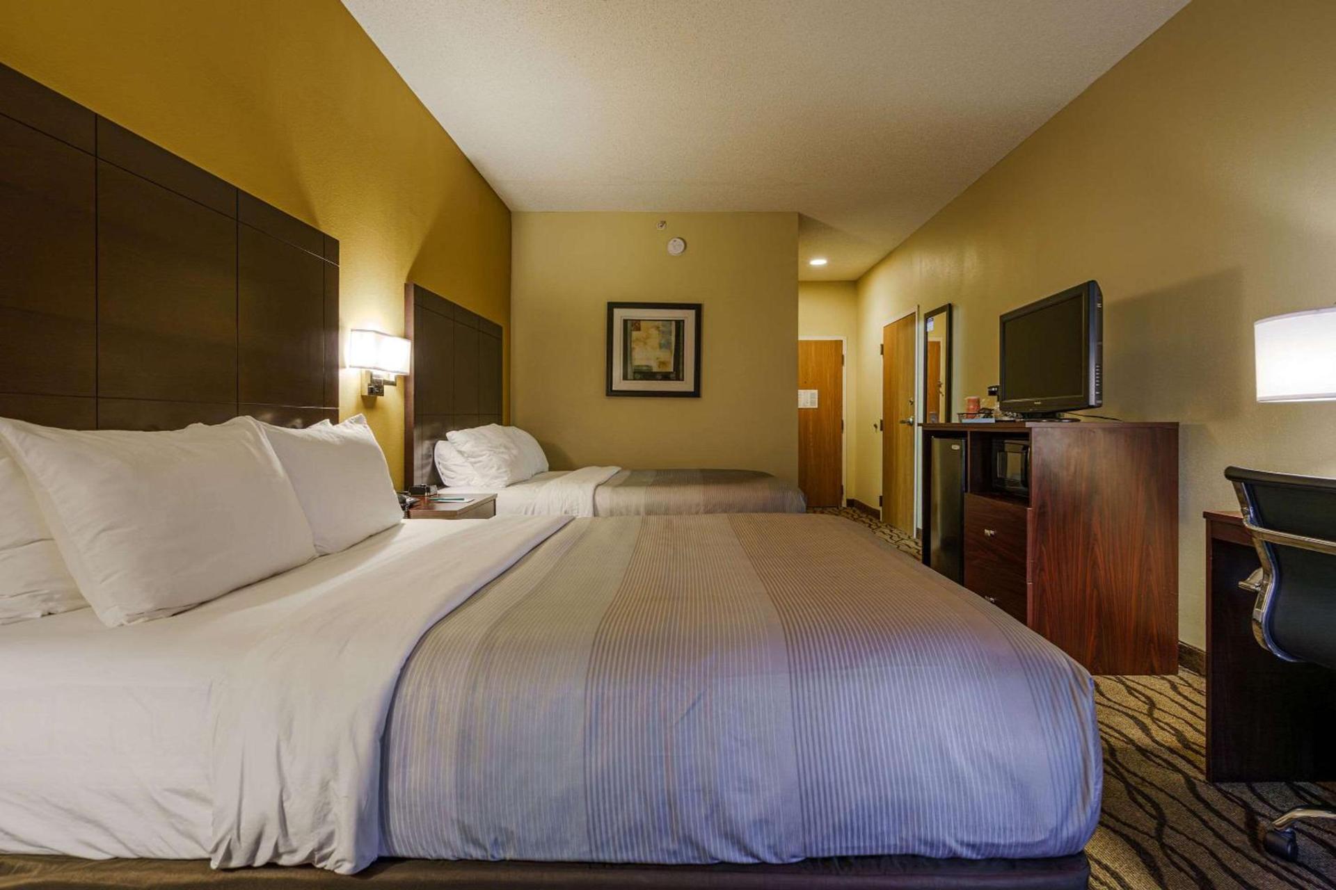 Quality Inn I-75 West Chester-North Cincinnati photo 24