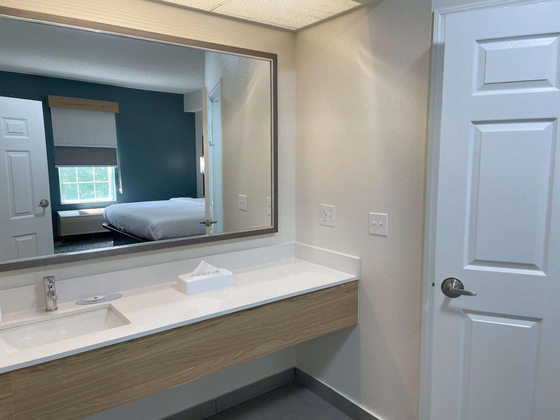 Quality Inn Richmond photo 16