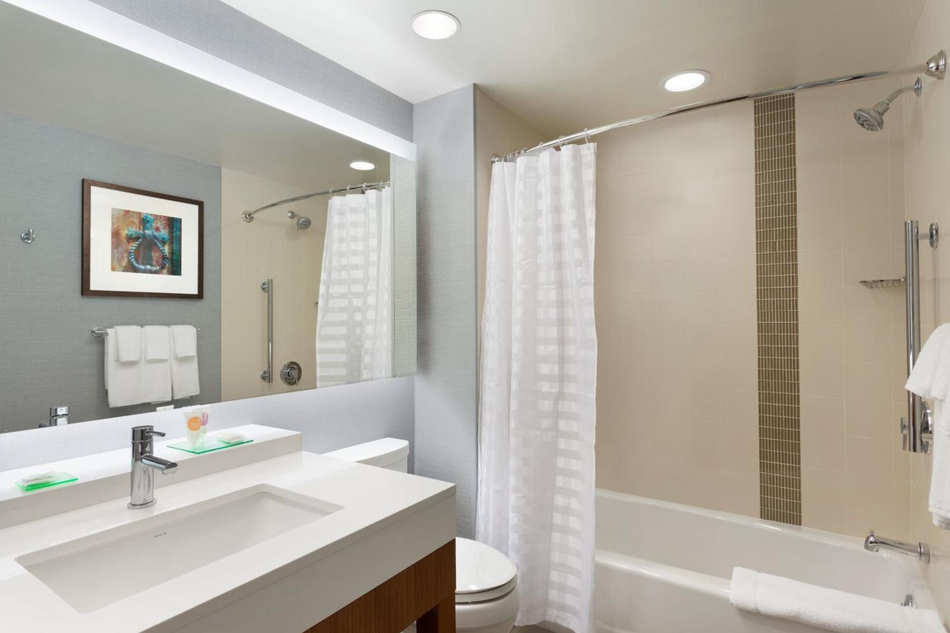 Hyatt Place Buffalo / Amherst, NY photo 60