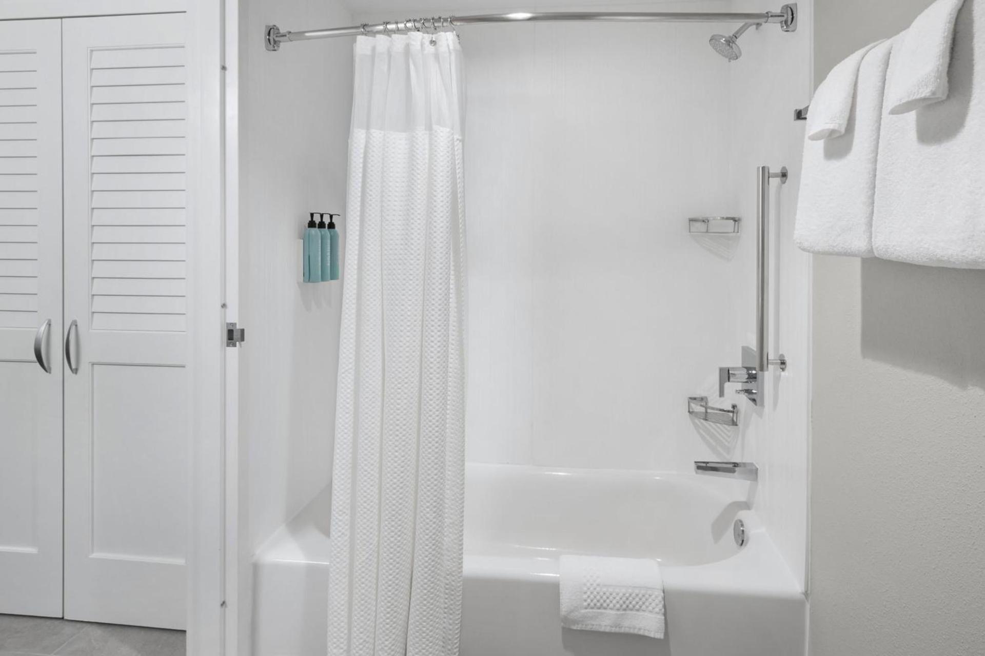 Courtyard by Marriott New Haven Wallingford photo 15