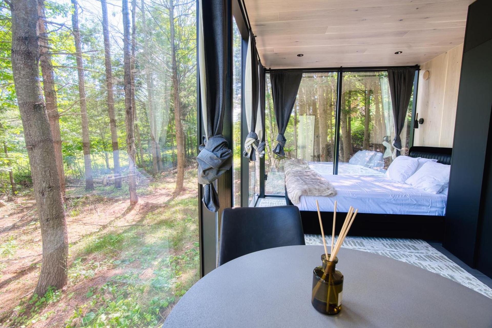The Haüs Windham - Spacious Suites, Hot Tub, Mountain Views! photo 35