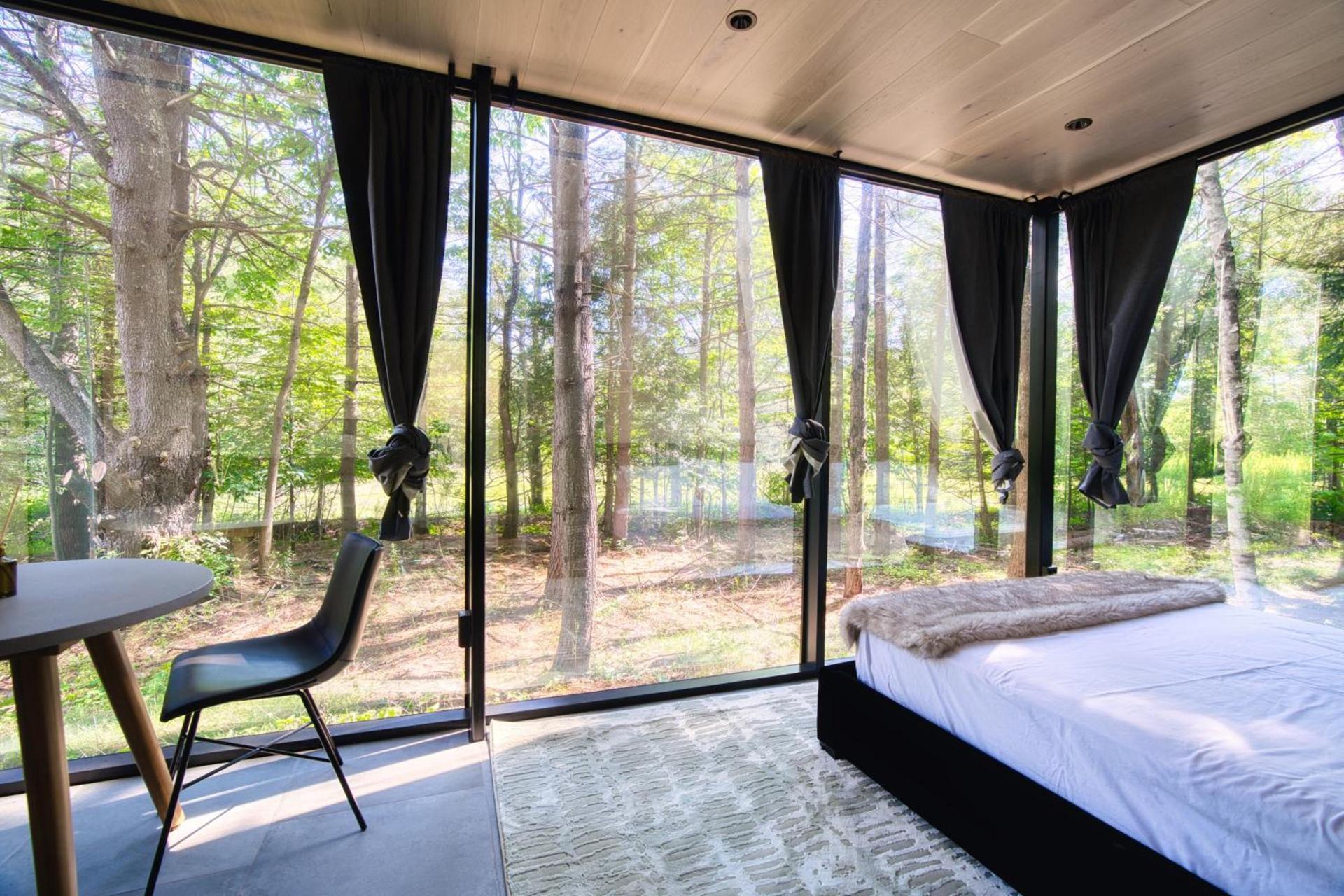 The Haüs Windham - Spacious Suites, Hot Tub, Mountain Views! photo 34