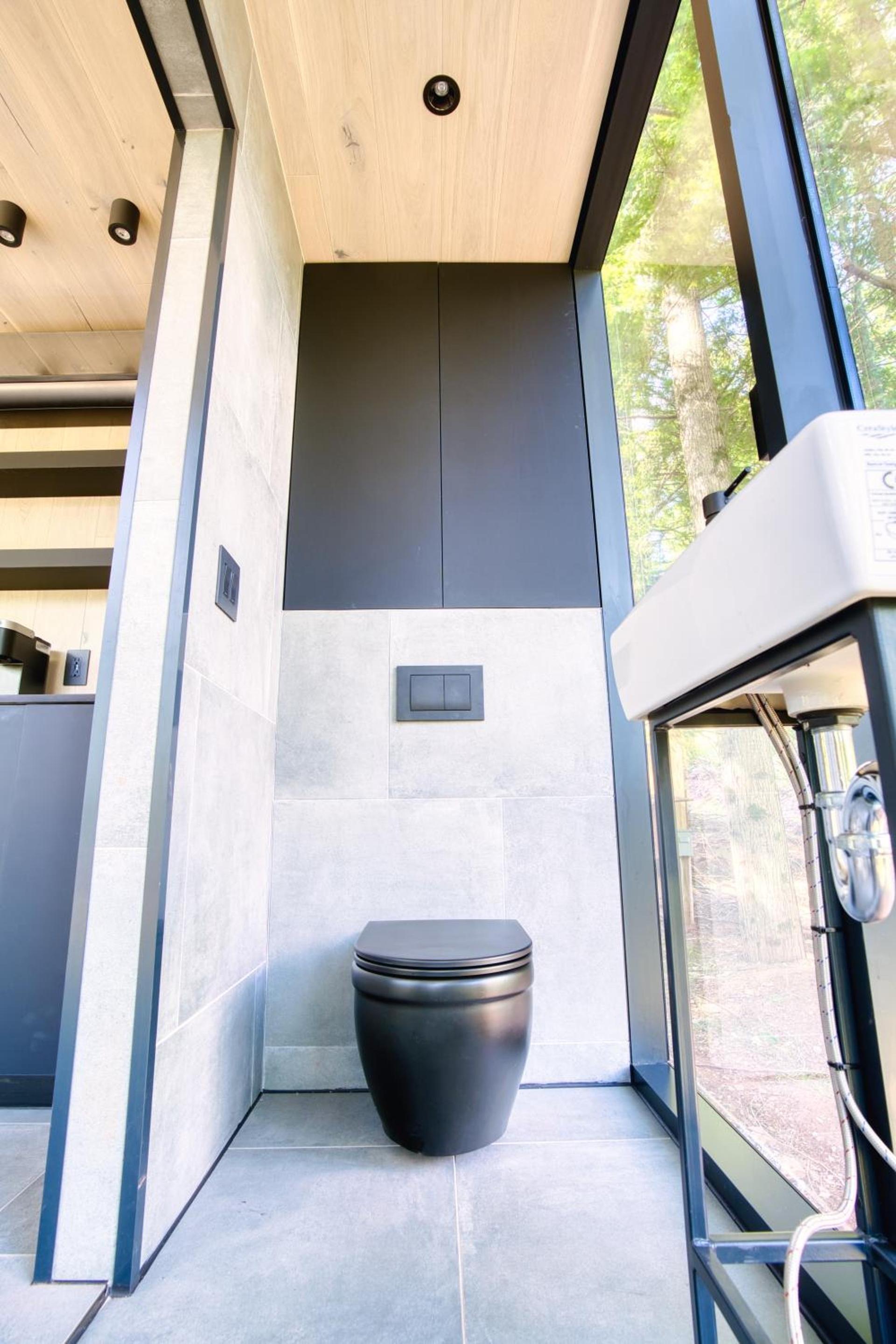 The Haüs Windham - Spacious Suites, Hot Tub, Mountain Views! photo 33