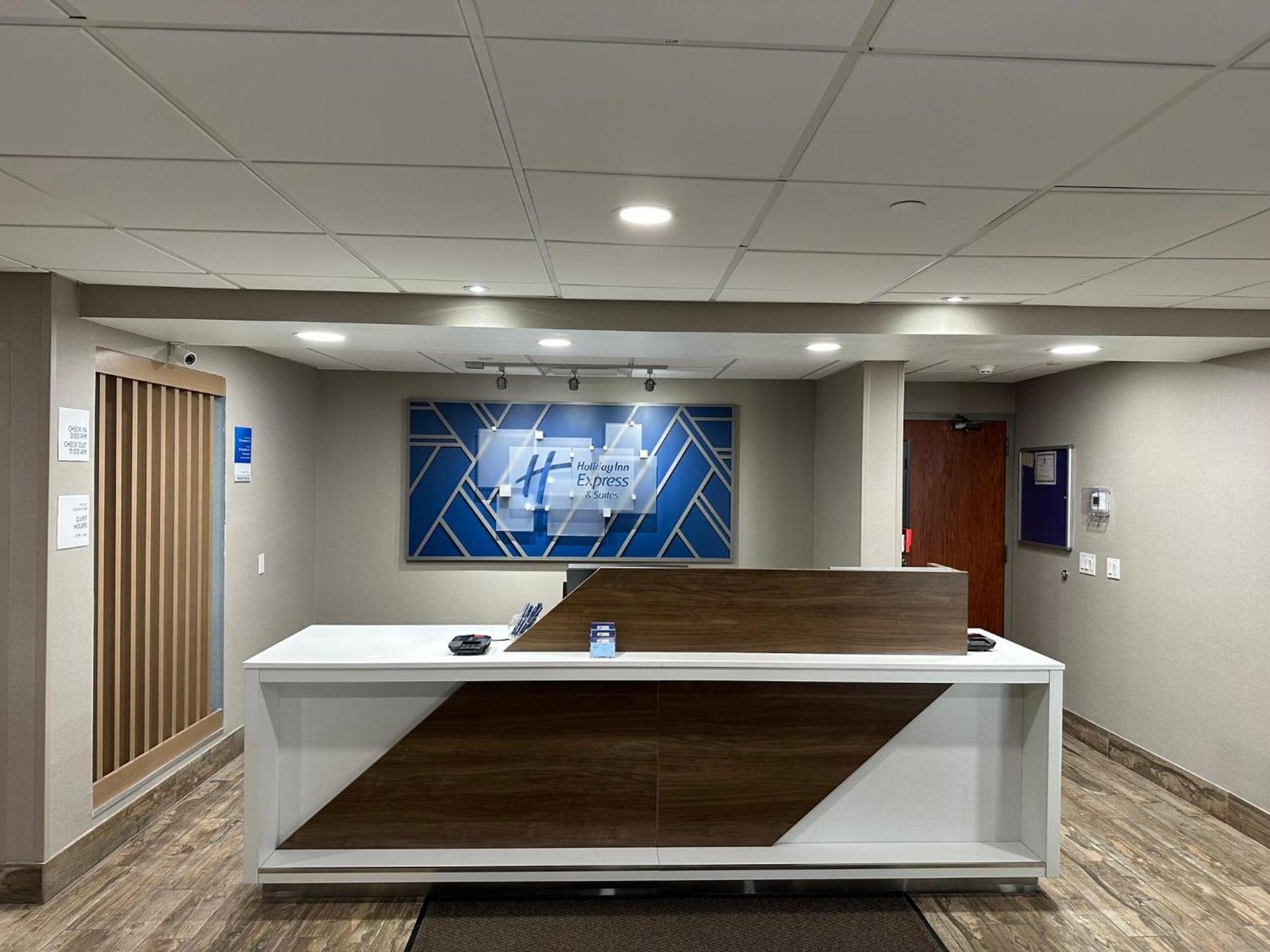 Holiday Inn Express & Suites Eden Prairie - Minneapolis by IHG photo 34