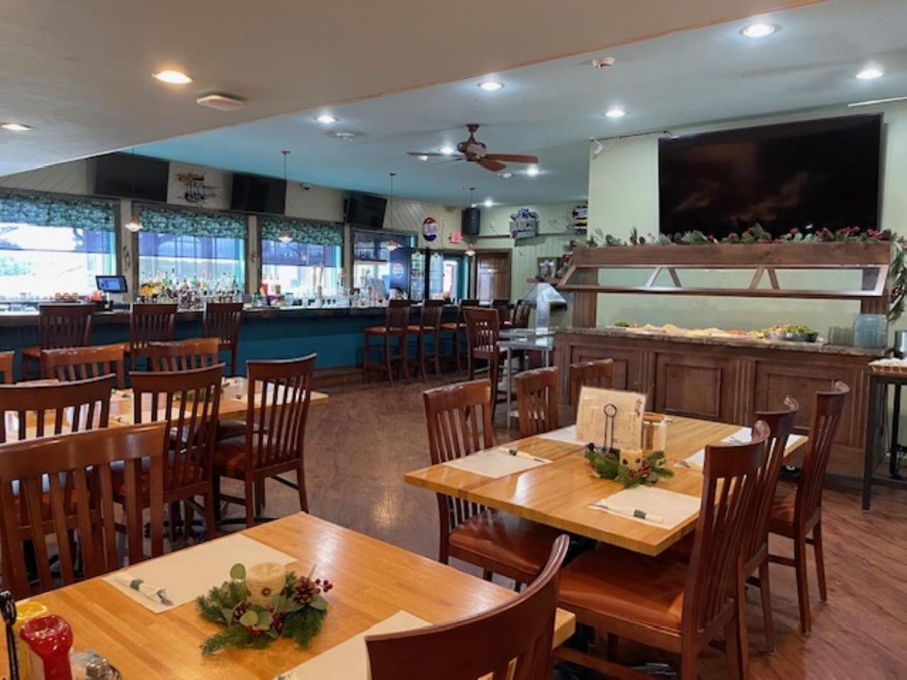 Lena's Northern Pines Resort photo 8