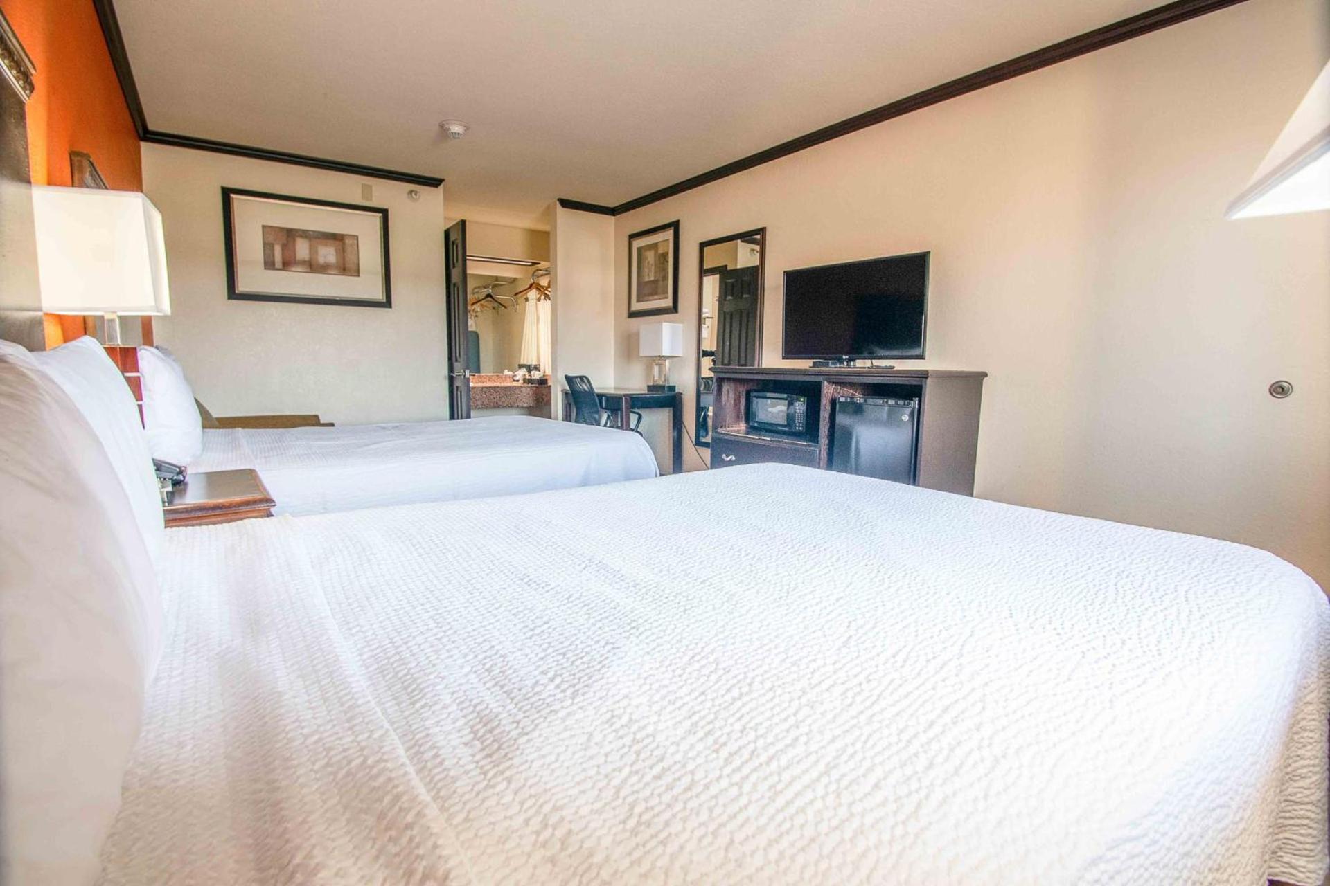 Days Inn by Wyndham Oklahoma City/Moore photo 18
