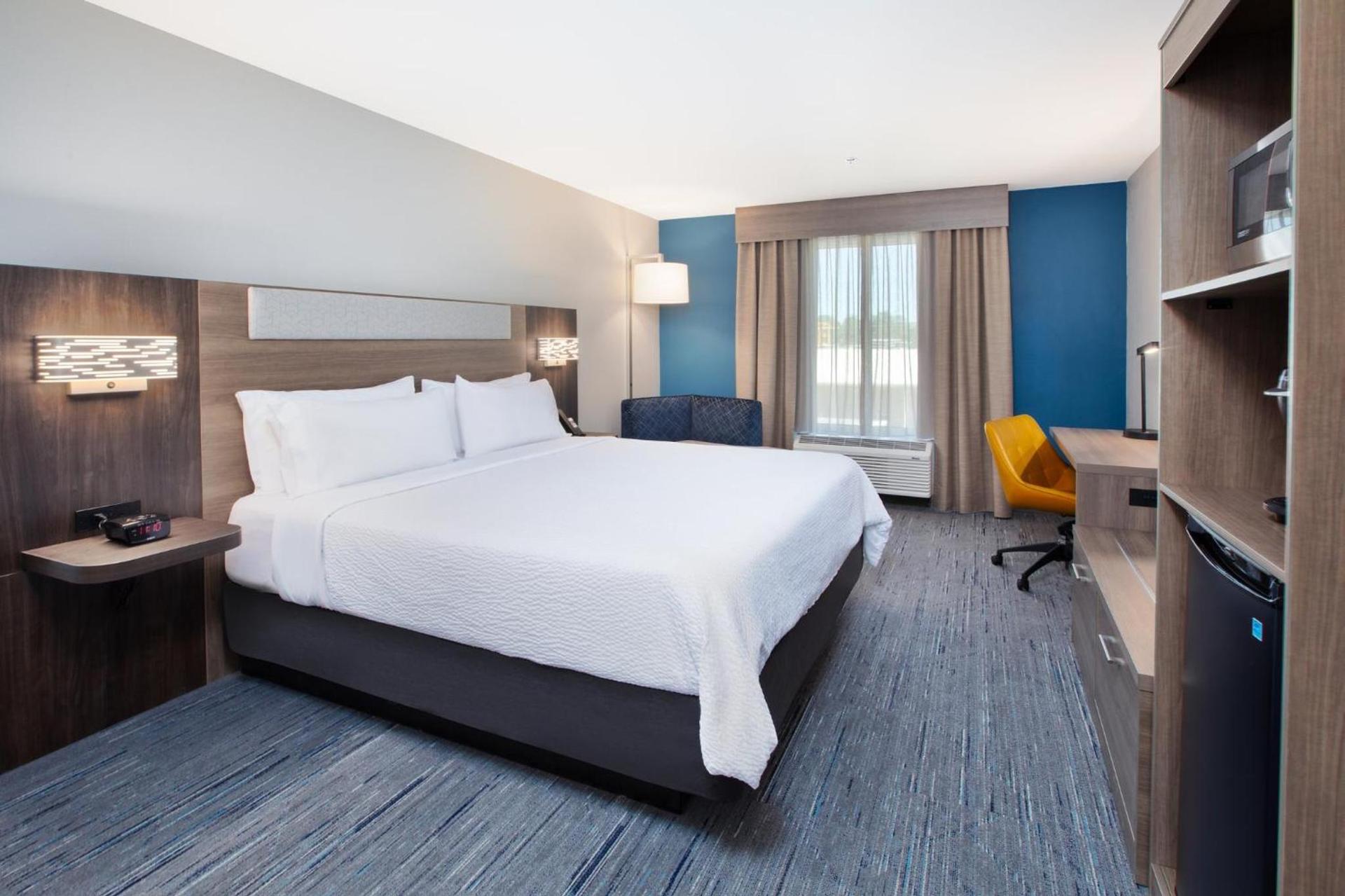 Holiday Inn Express Turlock by IHG photo 21