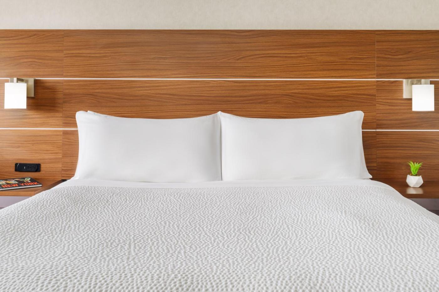 Holiday Inn Express Irondequoit by IHG photo 3