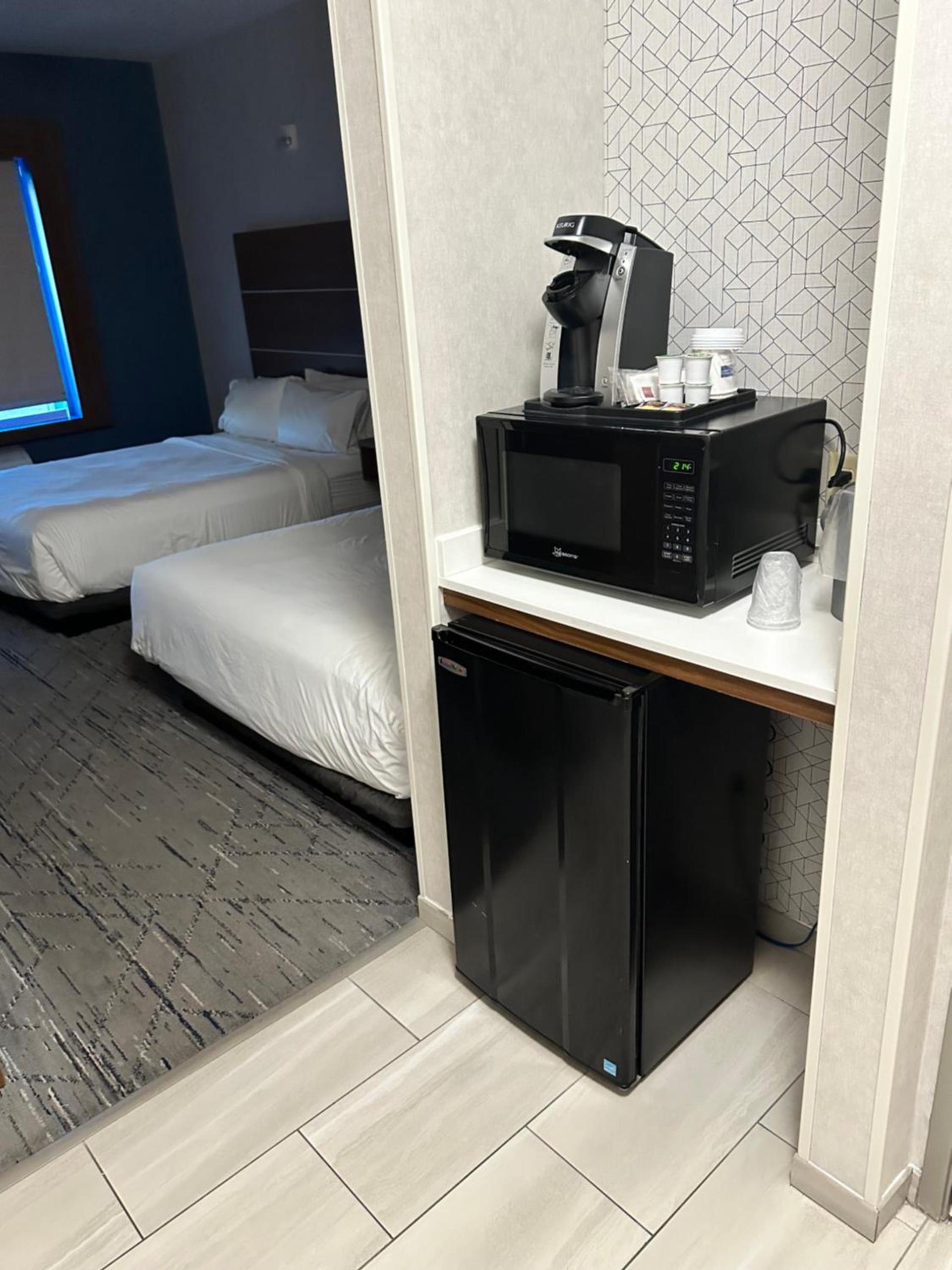 Holiday Inn Express Irondequoit by IHG photo 30