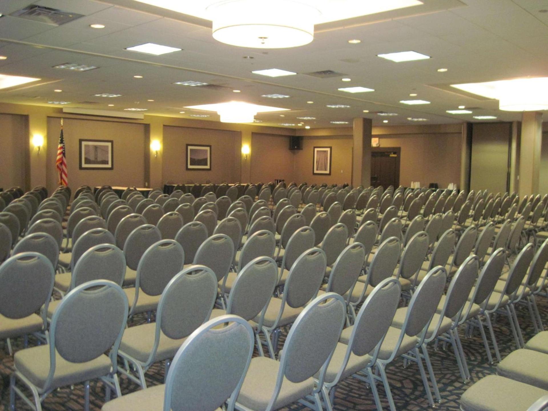Best Western Plus Kingston Hotel and Conference Center photo 48