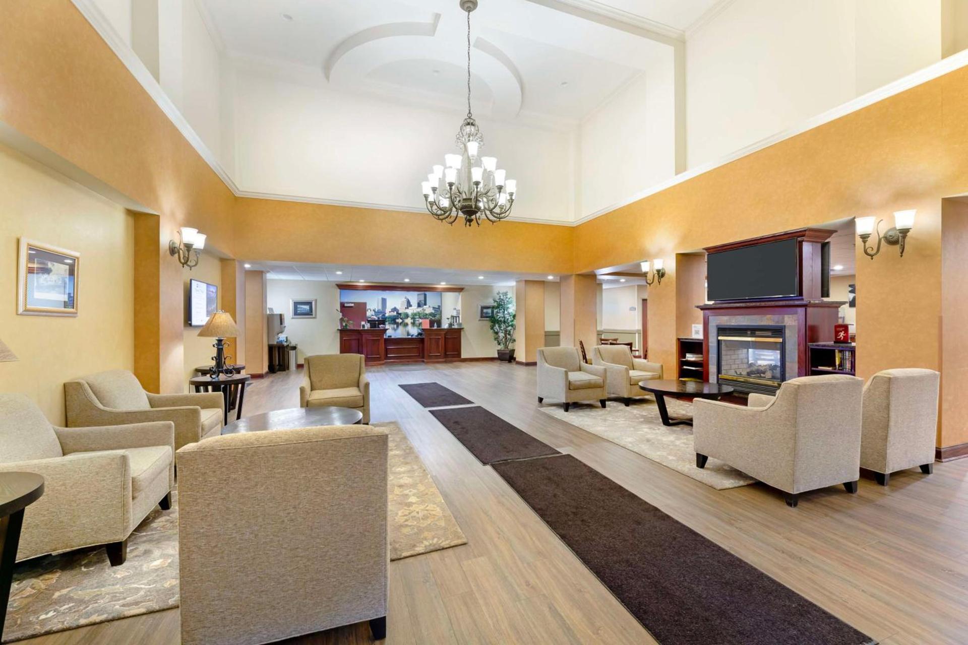 Best Western PLUS Victor Inn & Suites photo 10
