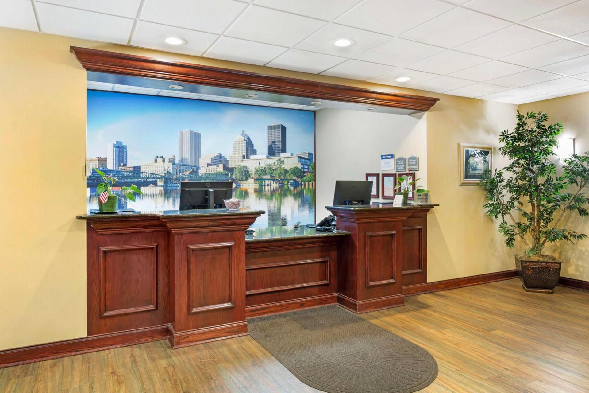 Best Western PLUS Victor Inn & Suites photo 23